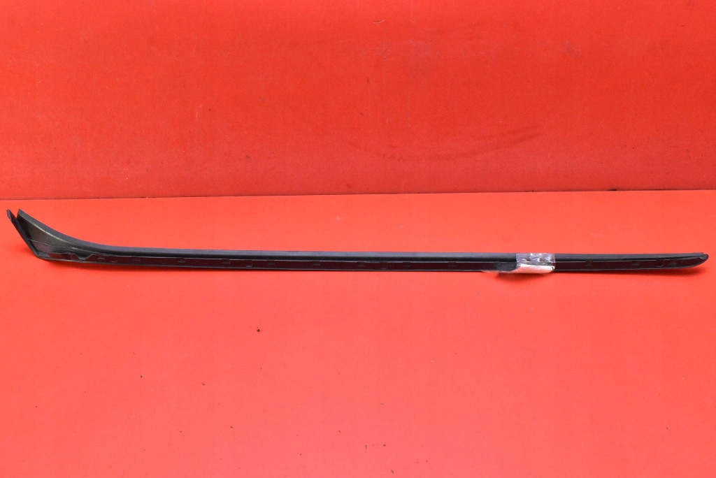 moulding windows front PRZEDNIEJ CZOLOWEJ right 4KE854328 AUDI E-TRON 55 18-21
