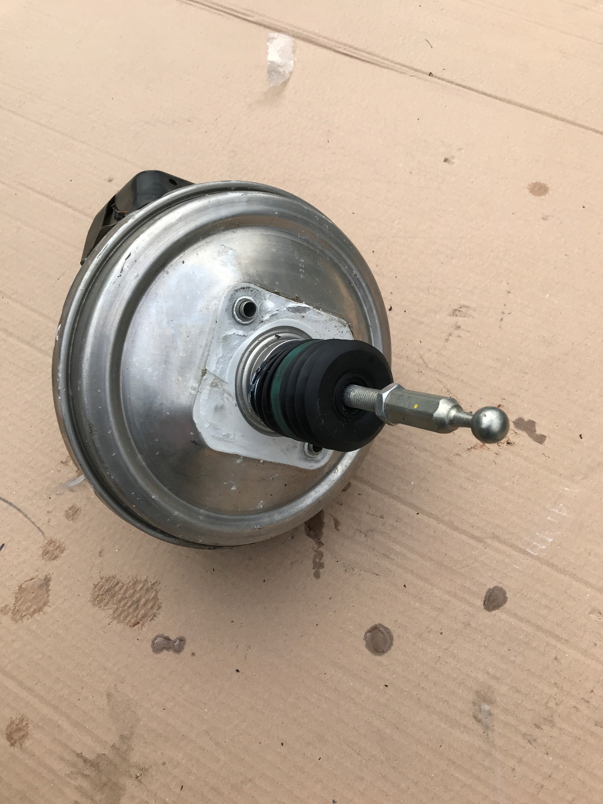 servo brake AUDI A4 B8 A5 8K0612103N