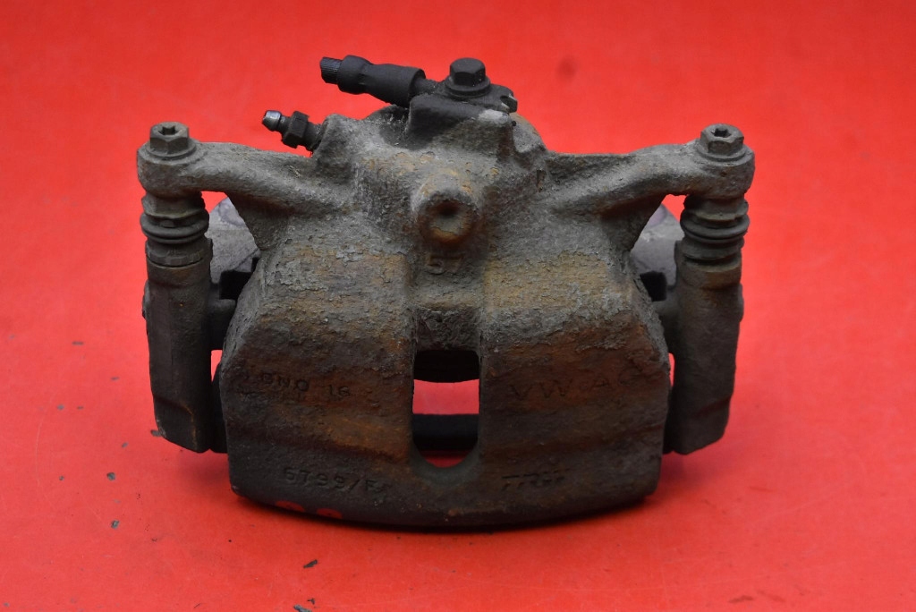 caliper brake right front VW PASSAT B8 2.0 TDI 150 KM 14-20