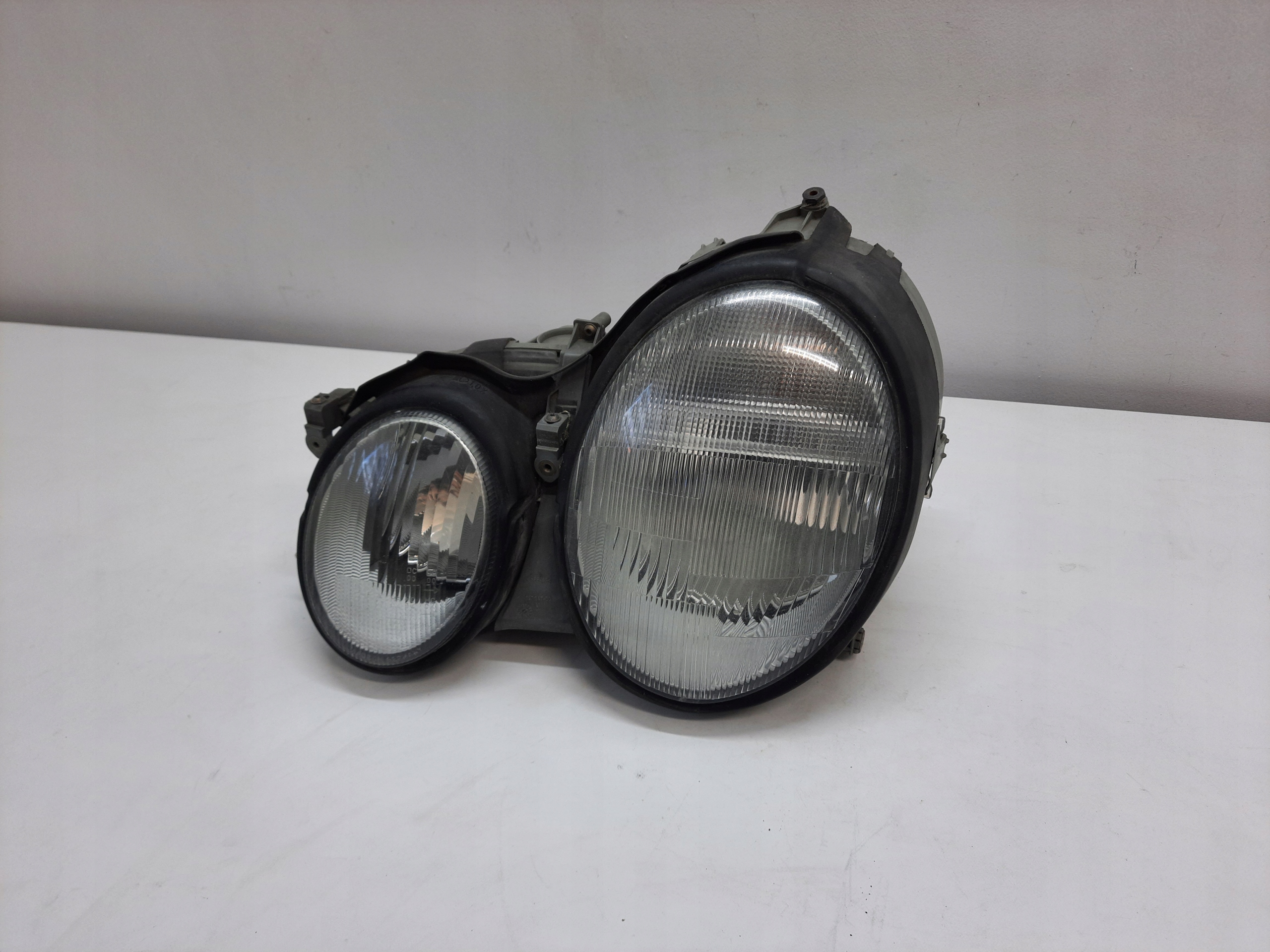 MERCEDES CLK W208 97- light REFLEKTOR left front original EUROPA