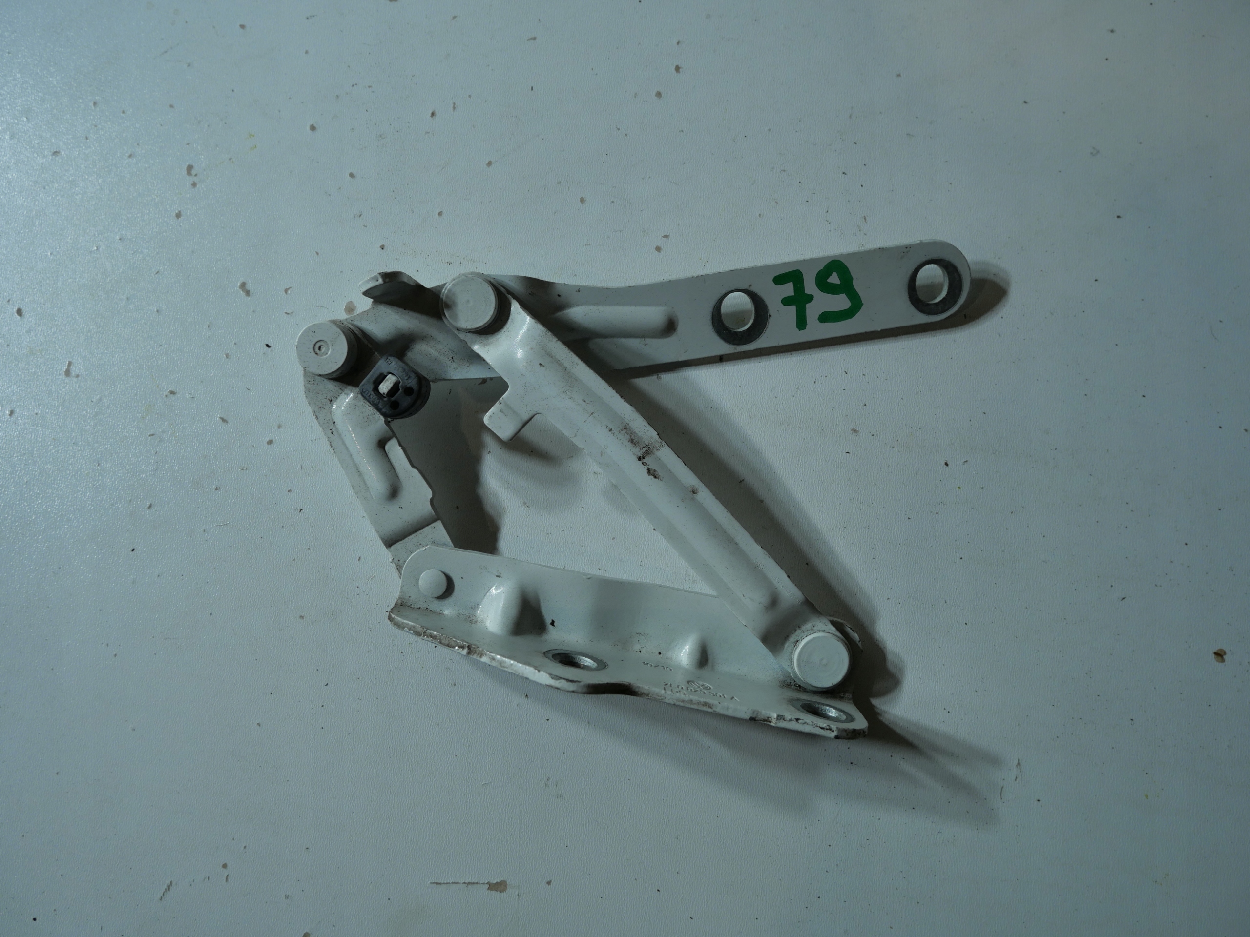 hinge bonnets POKRYWY left VW T6 7E0823301A