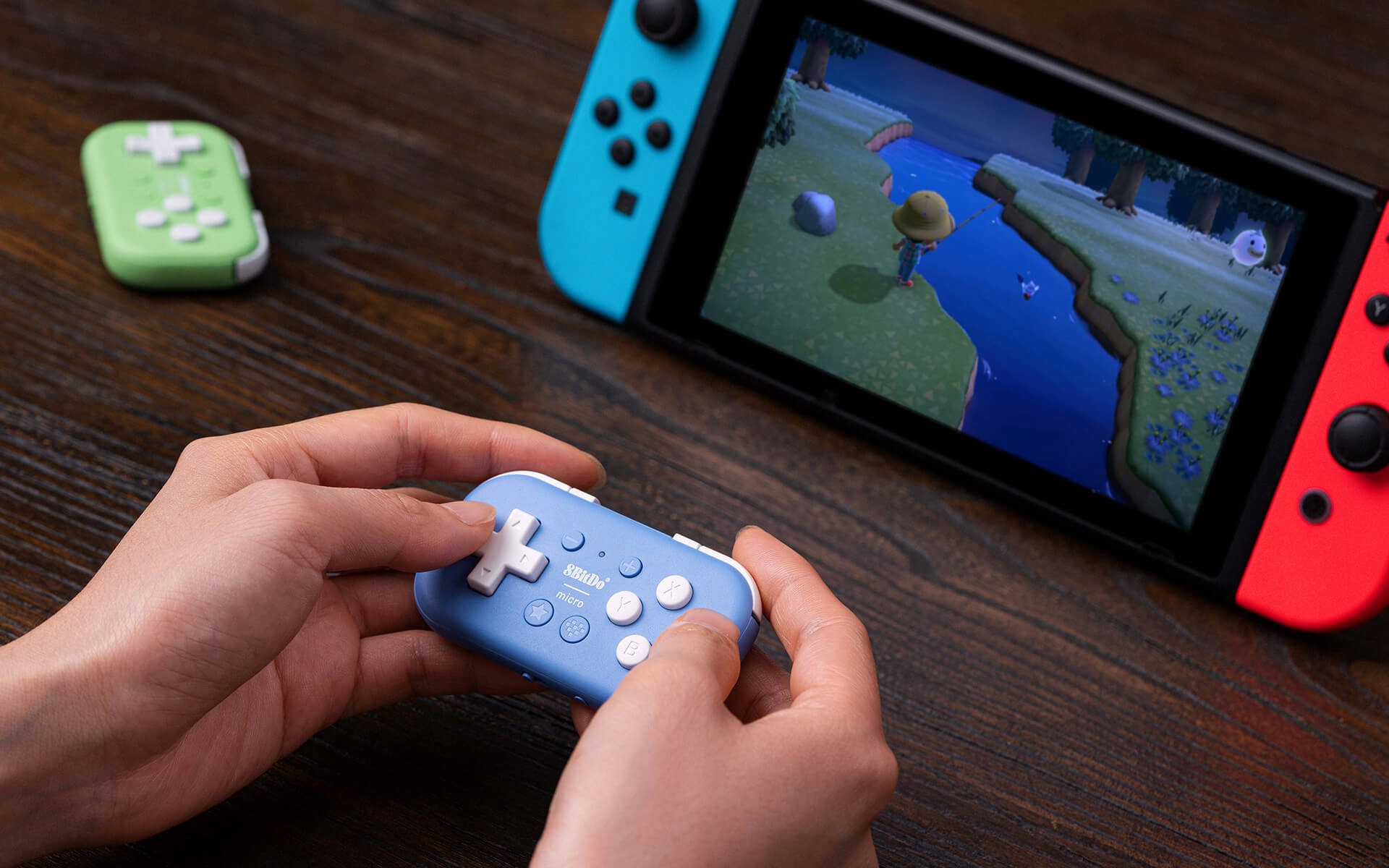8Bitdo Micro Blue miniaturní Bluetooth ovladač pro Switch, Android, RPi ...