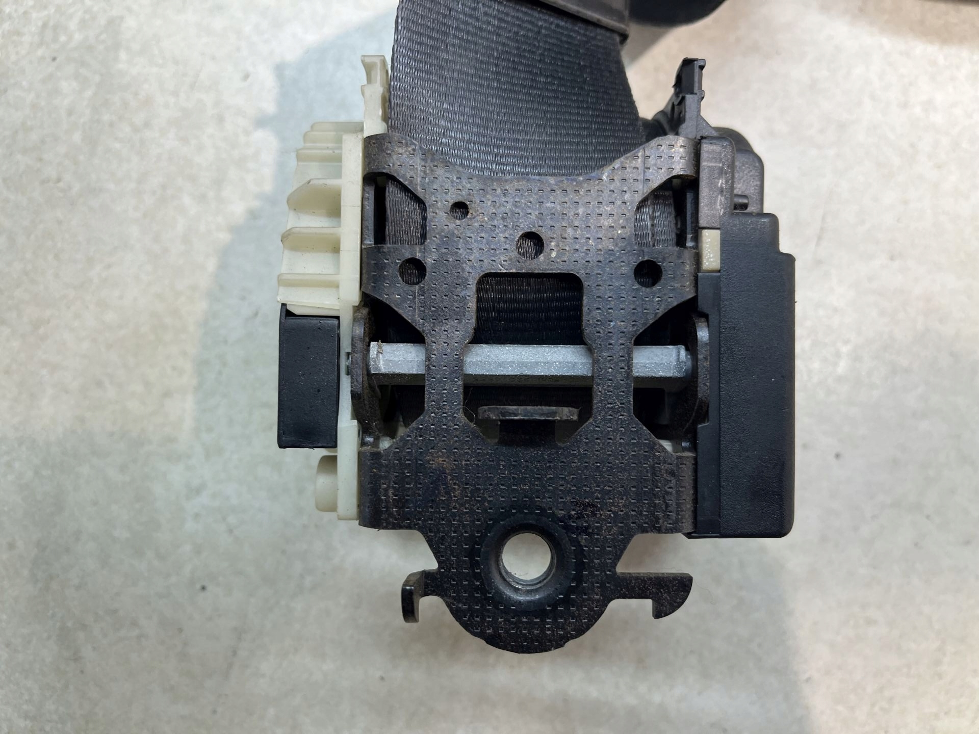 tension belt BEPIECZENSTWA right front CITROEN C2 1.4