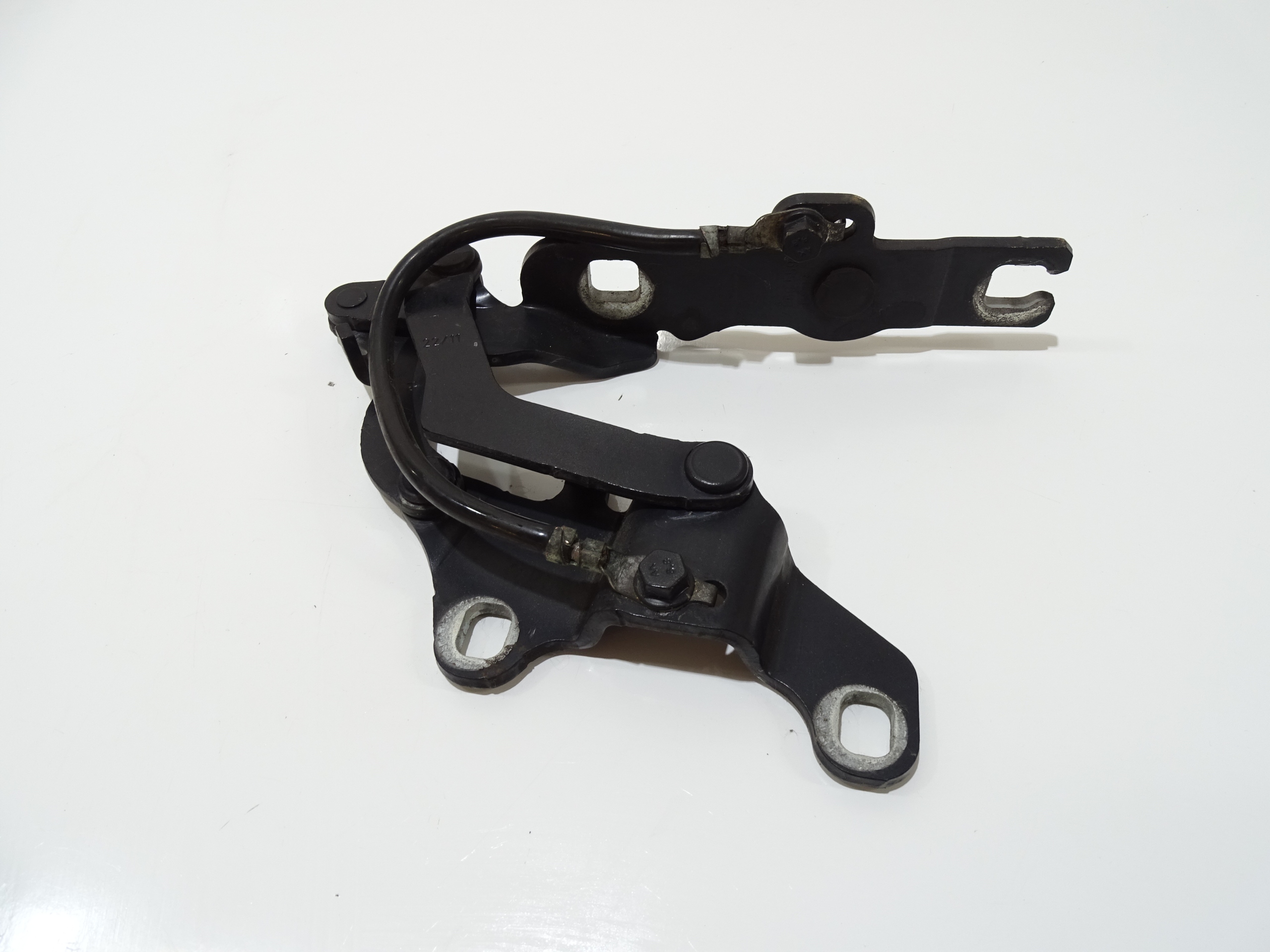 hinge bonnets left front BMW E88 7060559 475