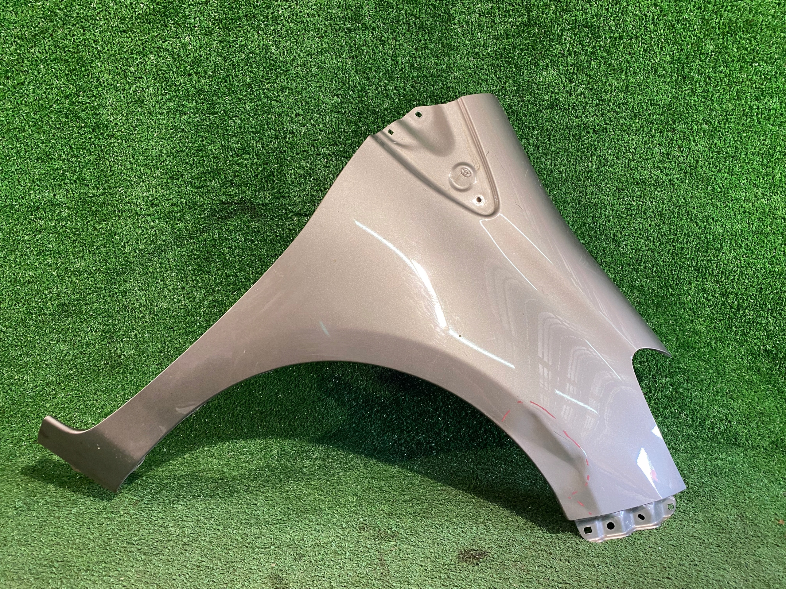 fender front right TOYOTA YARIS III