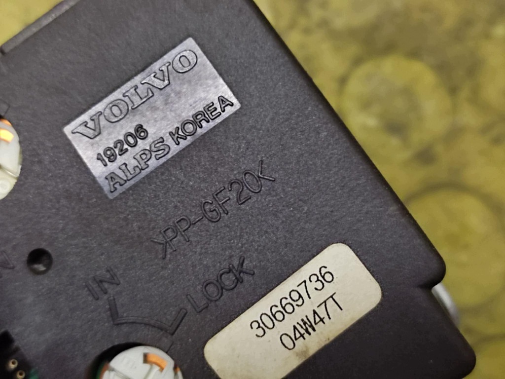 VOLVO V50 interruttore luci 30669736