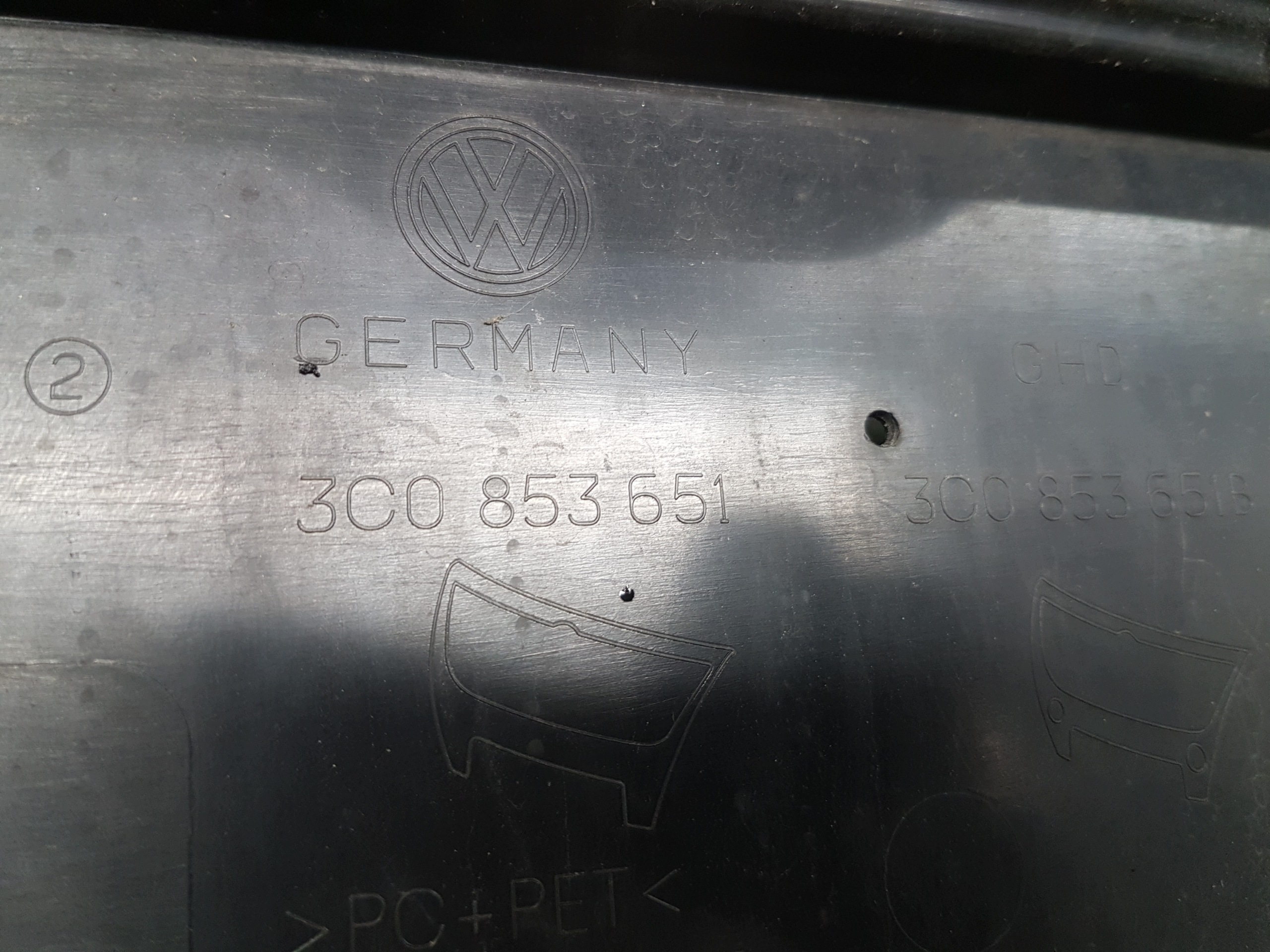 grill grill VOLKSWAGEN PASSAT B6 3C0853651