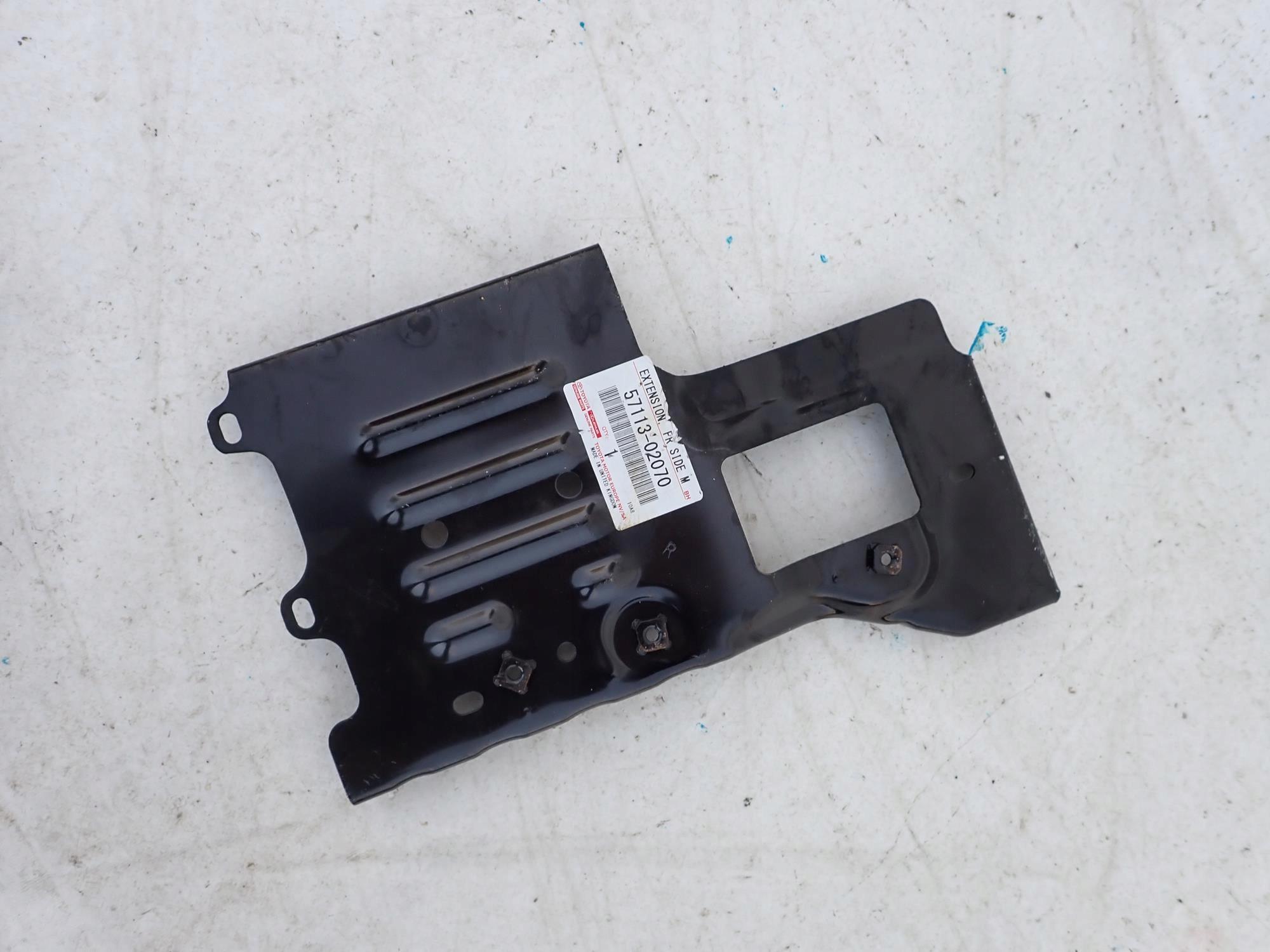 TOYOTA AVENSIS III 3 09-18 Traversa quarto LONGHERONE