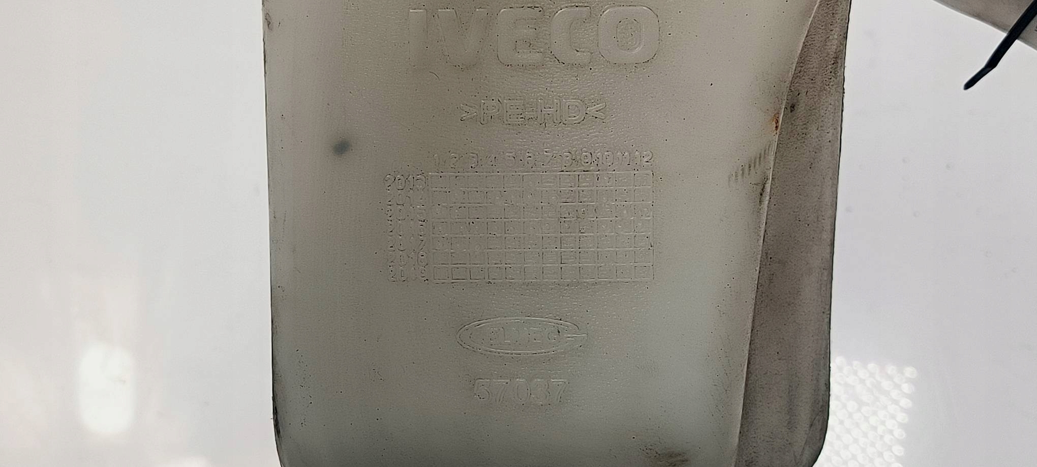 washer fluid tank 5801565973 IVECO DAILY 35S18