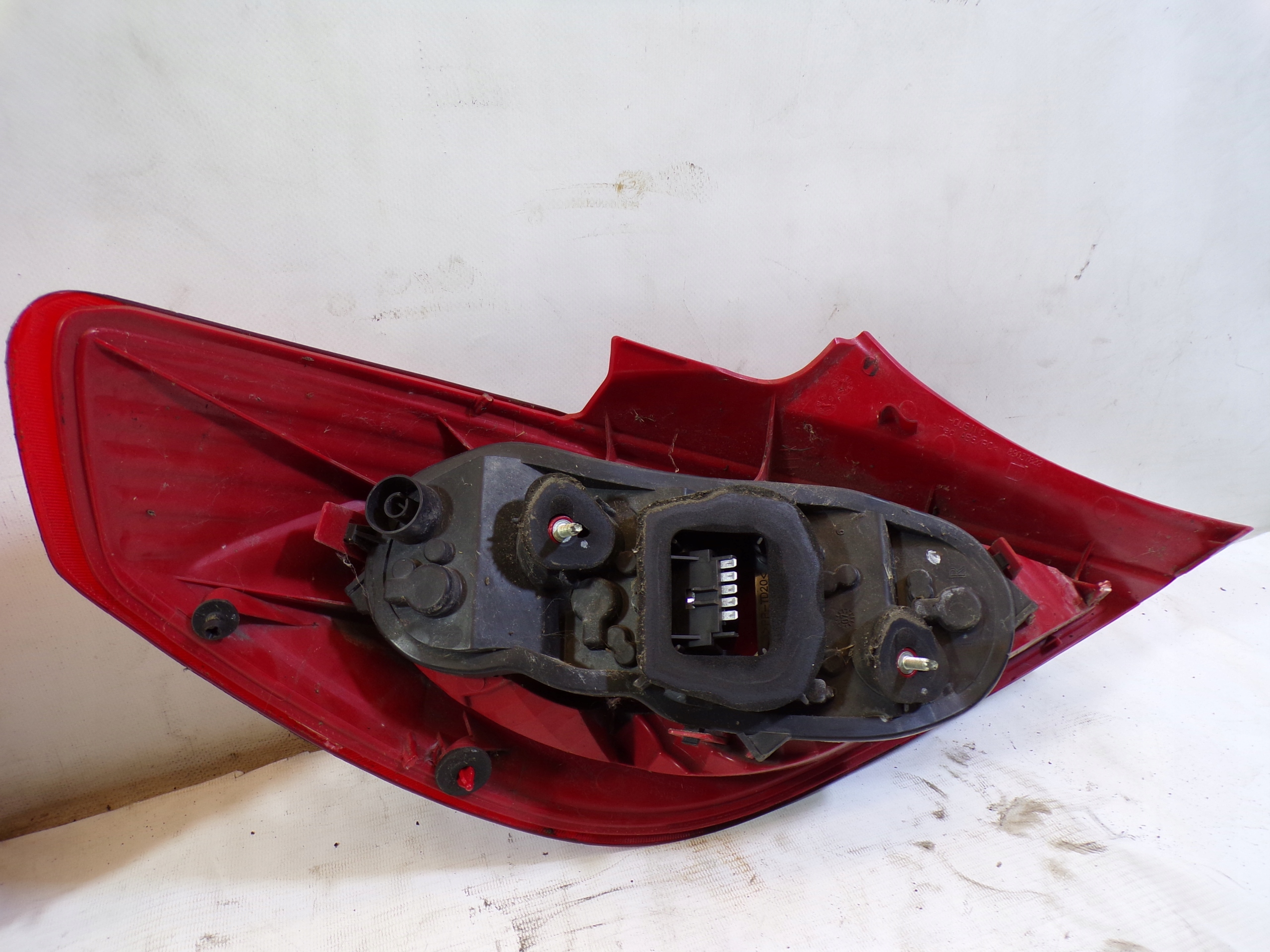 Leuchte hinten heck links rechts OPEL CORSA D 3D (2)