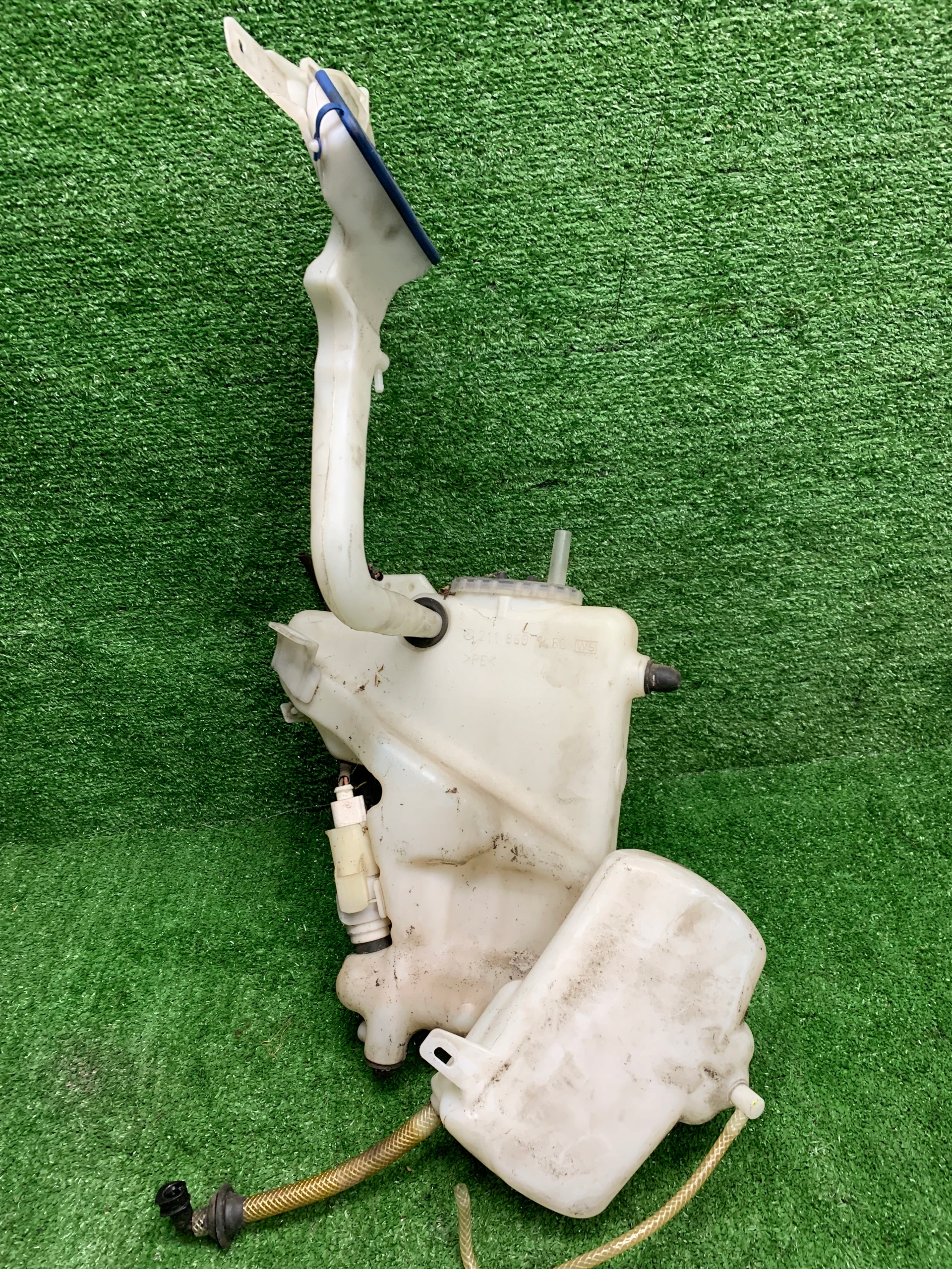 MERCEDES W211 E serbatoio LIQUIDO DO LAVAFARI 2118601460