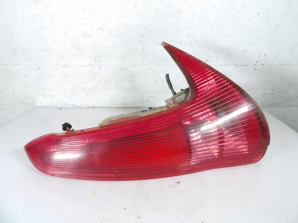 PEUGEOT 206 SW KOMBI light rear part right