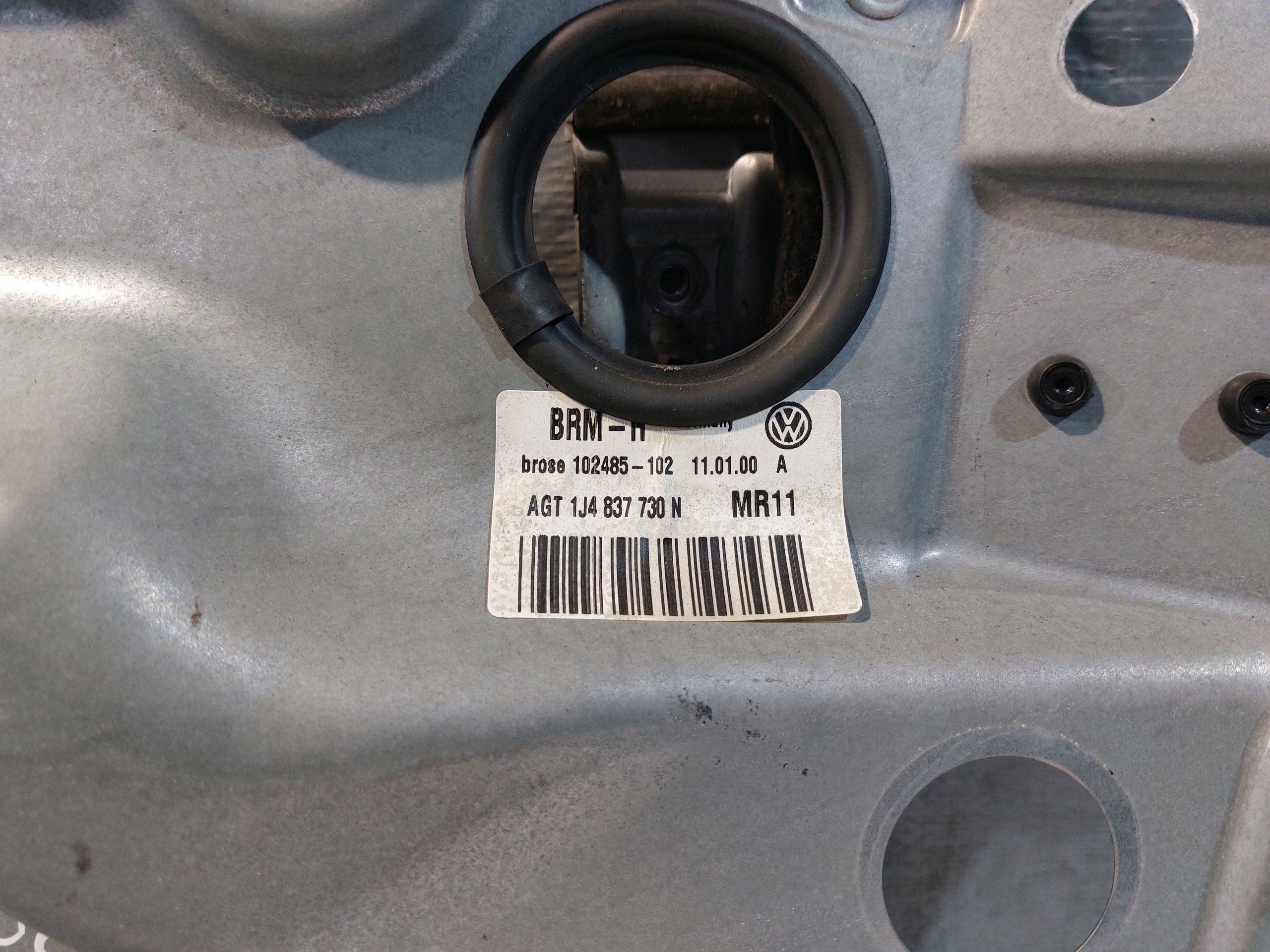 window regulator right front VW BORA