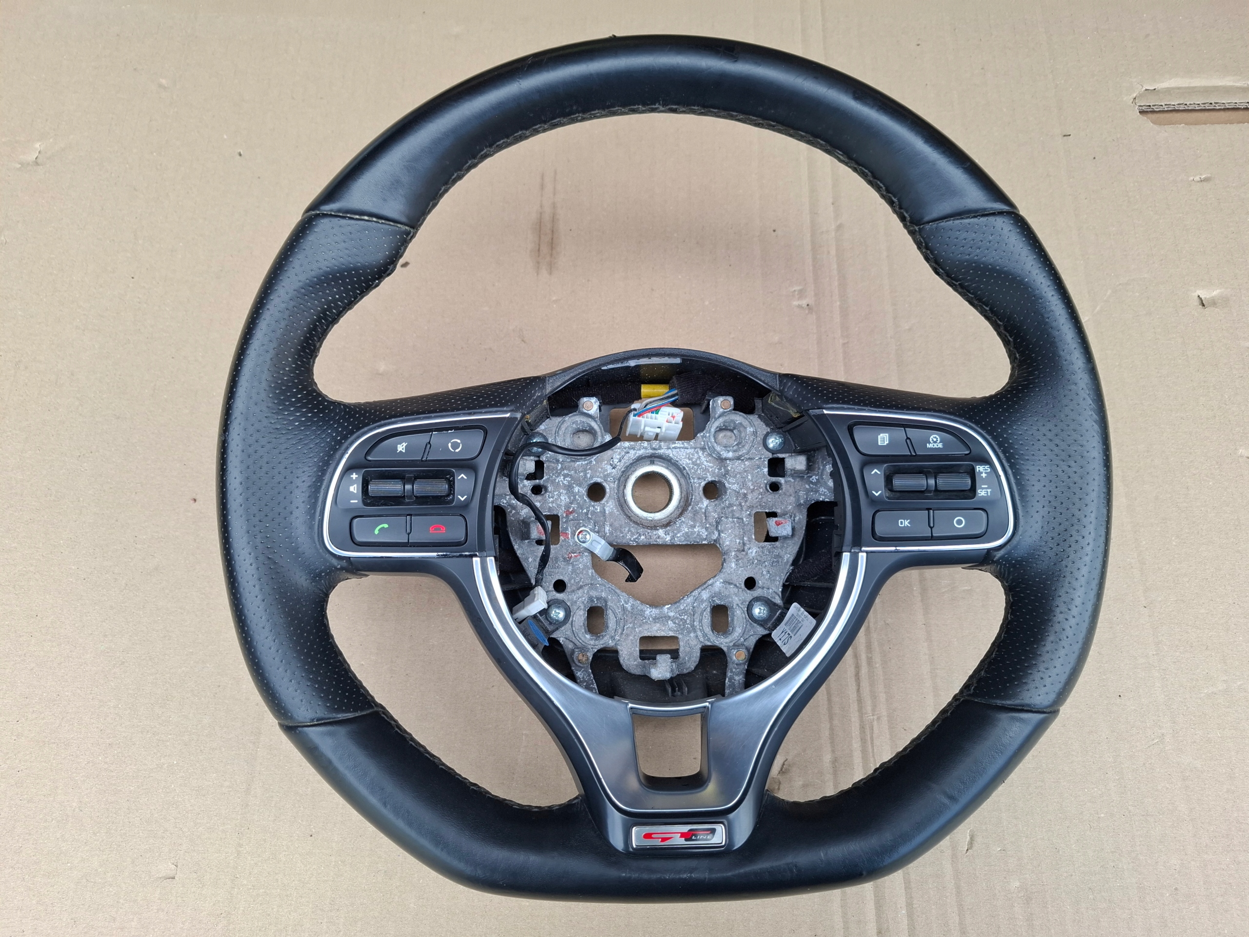 lenkrad KIA Sportage IV GT LINE 22r