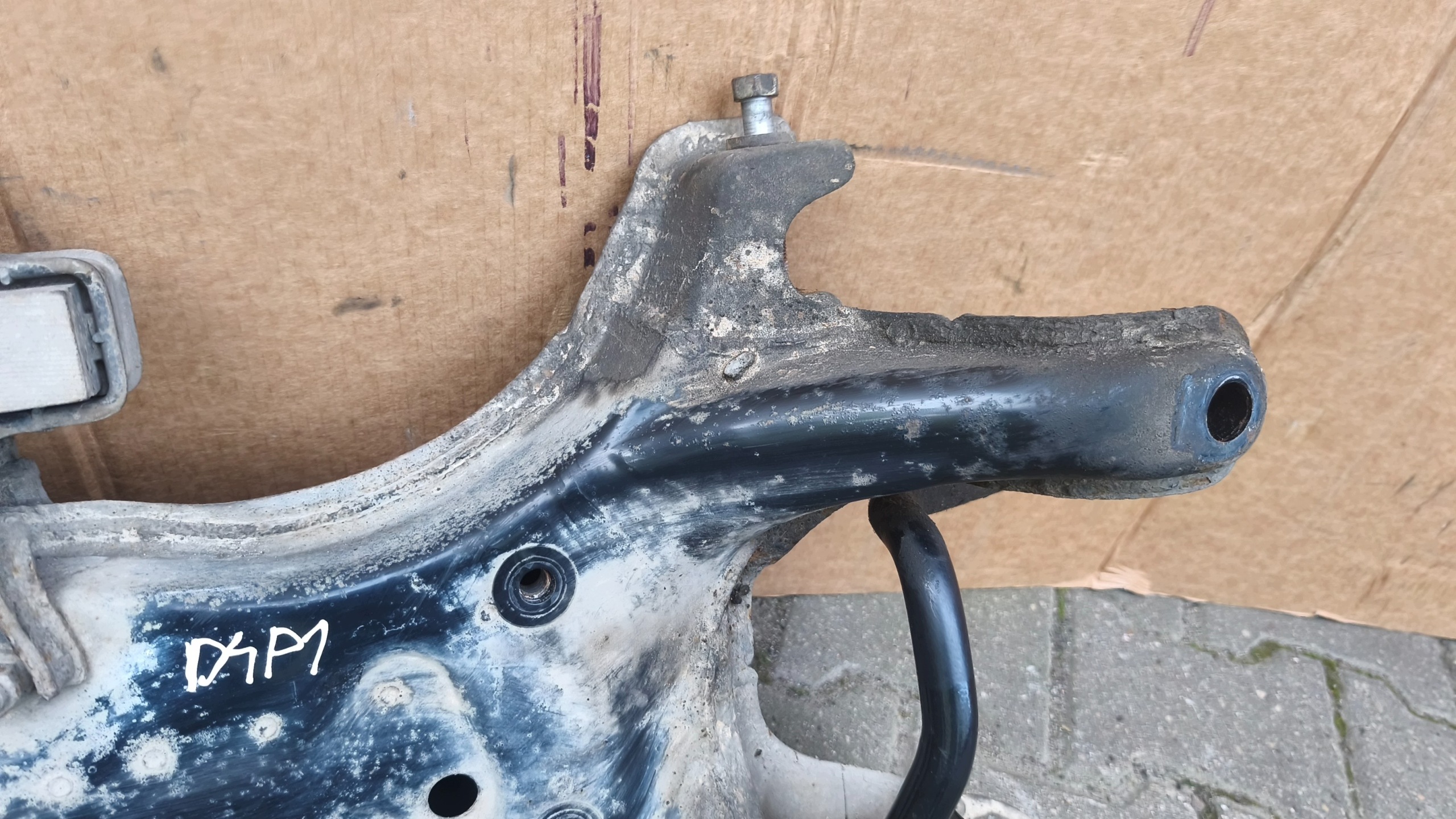 axle beam springing front TOYOTA PRIUS 2008r 1.5B