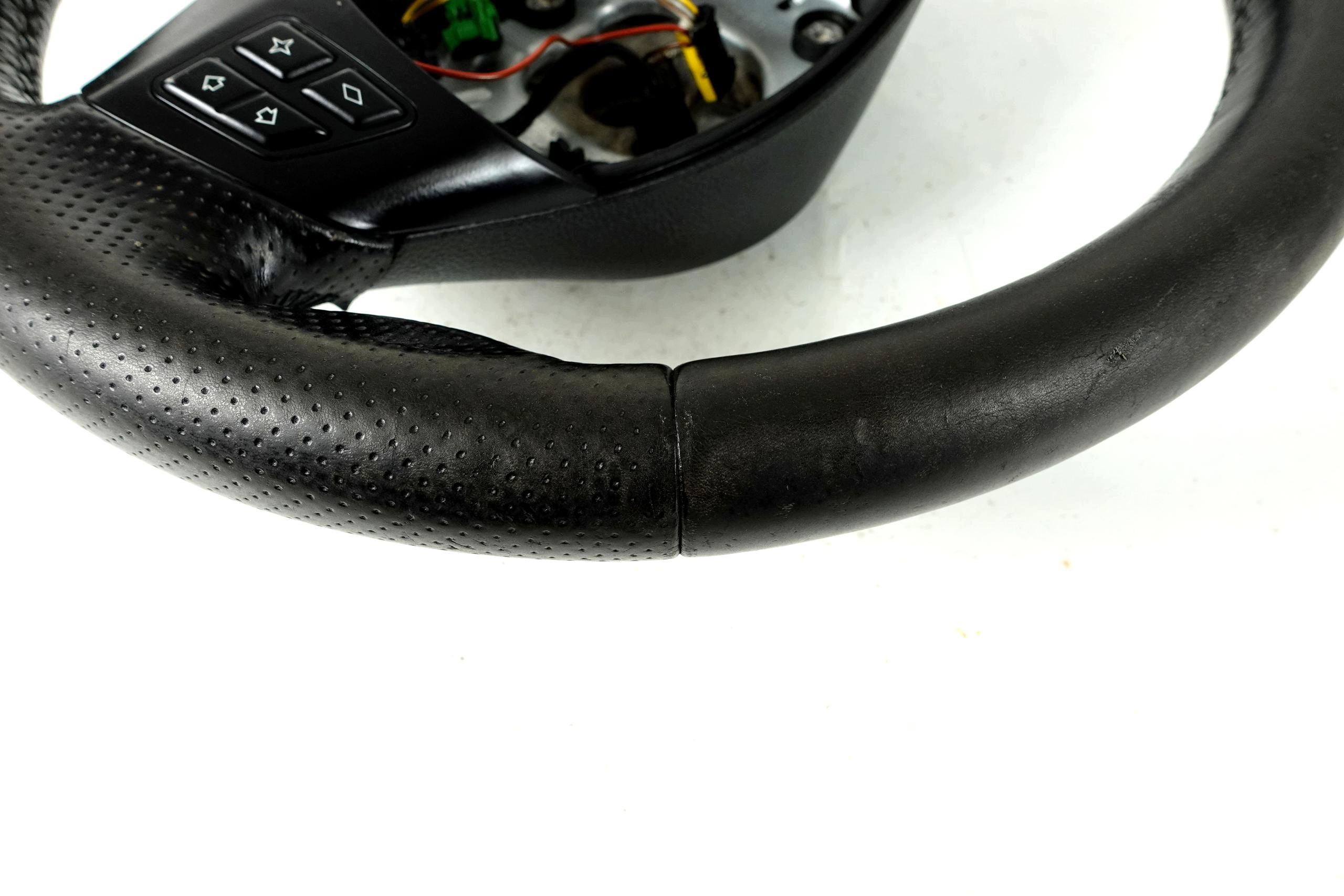 steering wheel, leather leather BMW 1 E81 E82 E87 3 E90 E91 M PAKIET m-packet