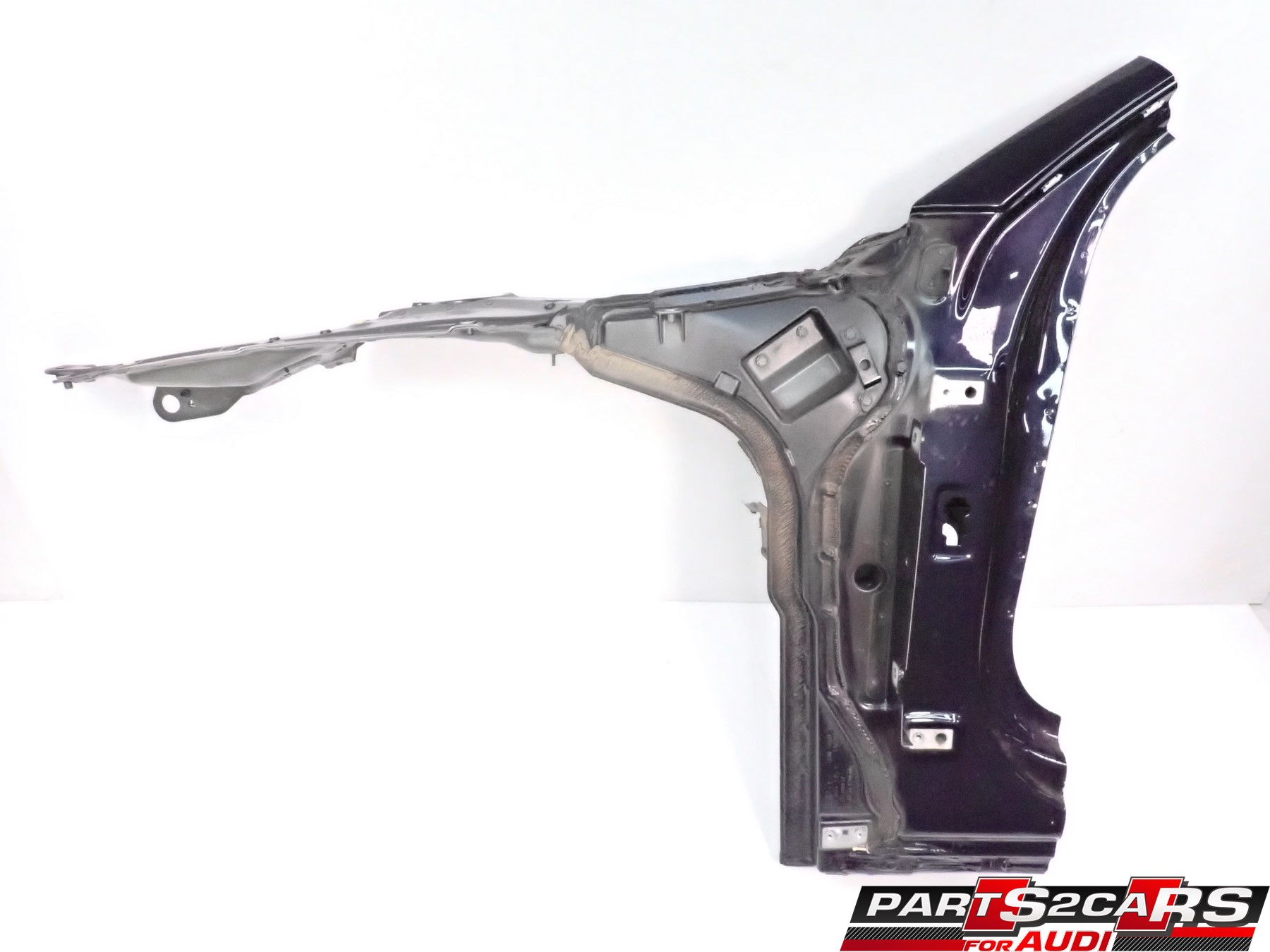 FARTUCH BŁOTNIKA ĆWIARTKA LEWA PRZÓD A8 D4 LX5R Jakość części (zgodnie z GVO) O - oryginał z logo producenta pojazdu (OE)