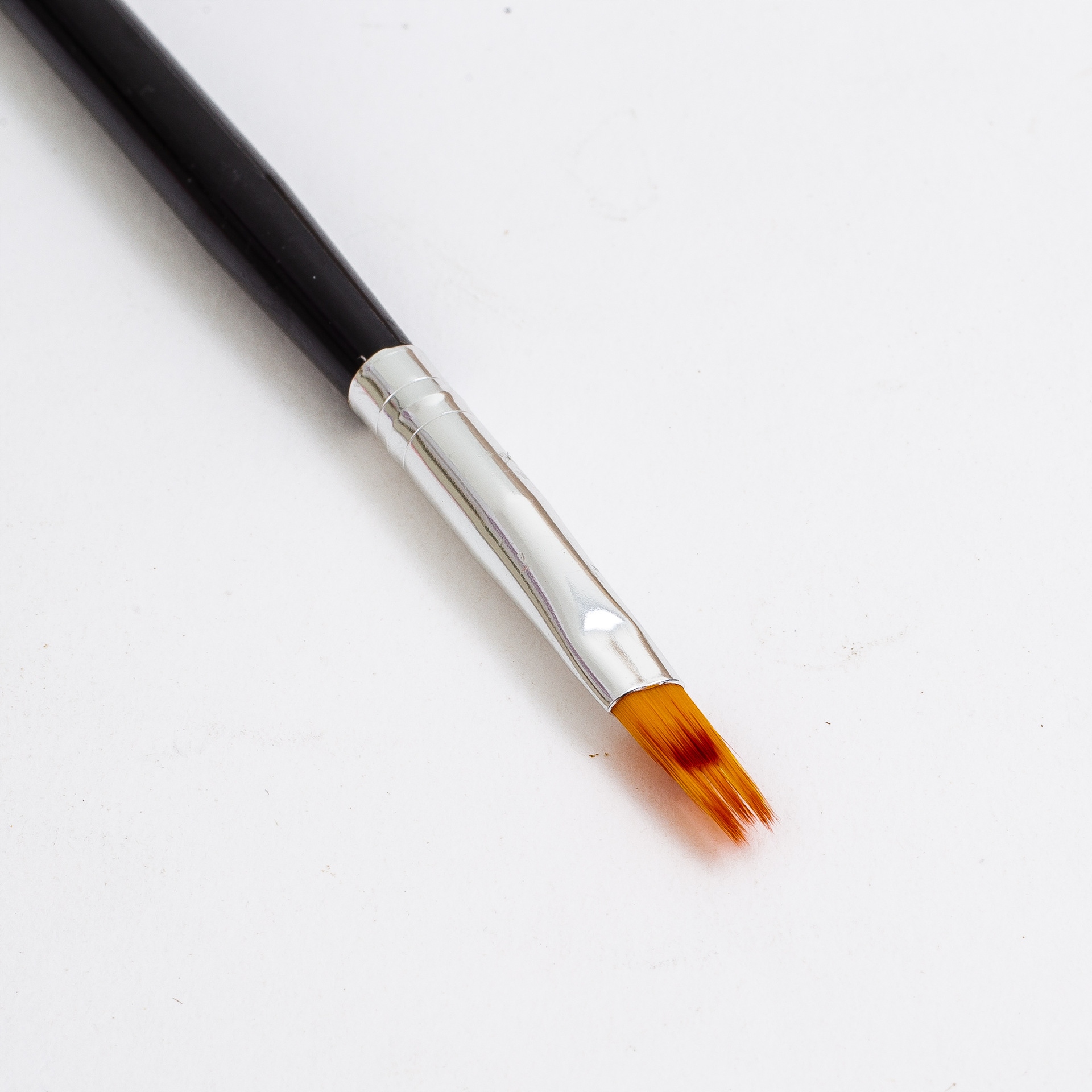 Pędzelek do cieniowania i zdobień OMBRE BRUSH Rodzaj pojedynczy pędzelek