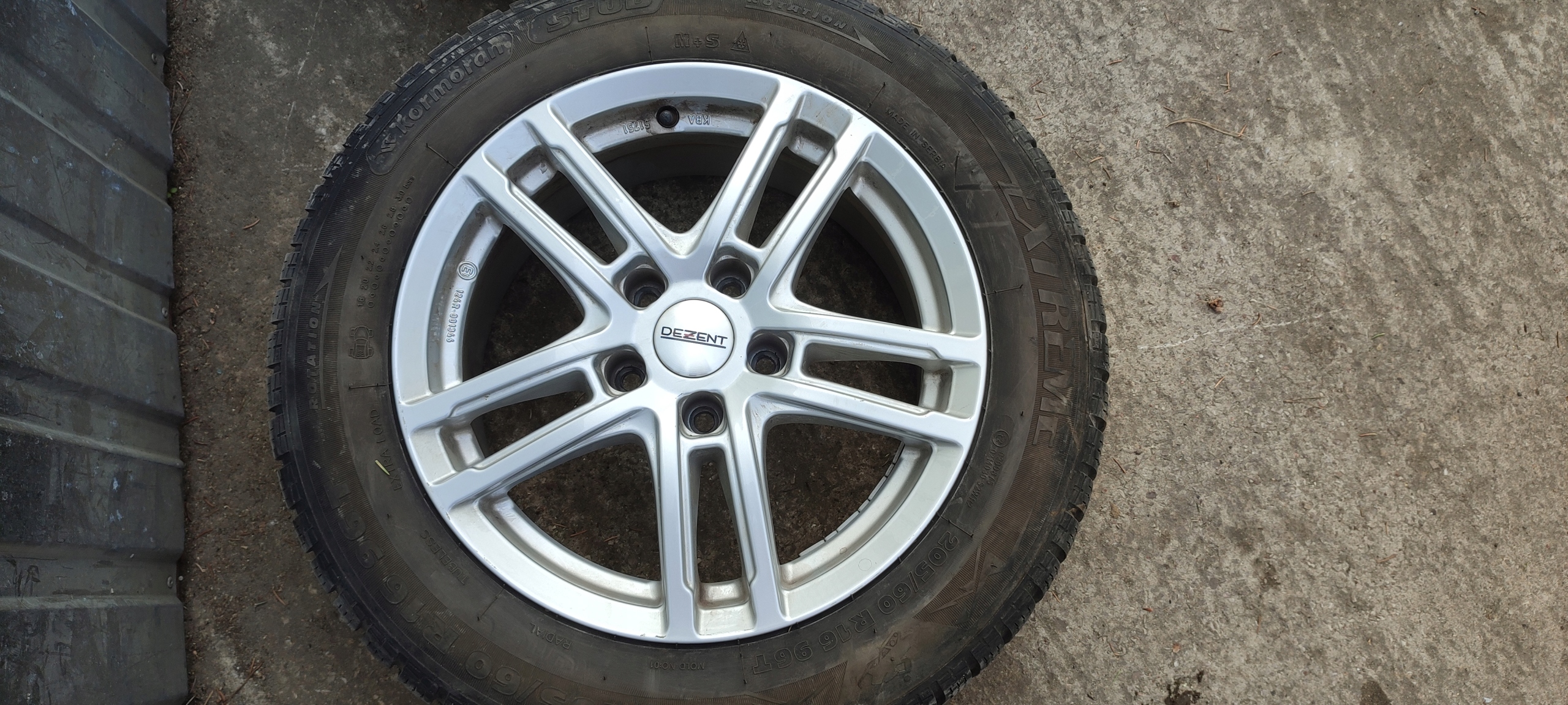 disc audi A4 B8 DEZENT 7JX16 ET35 5X112