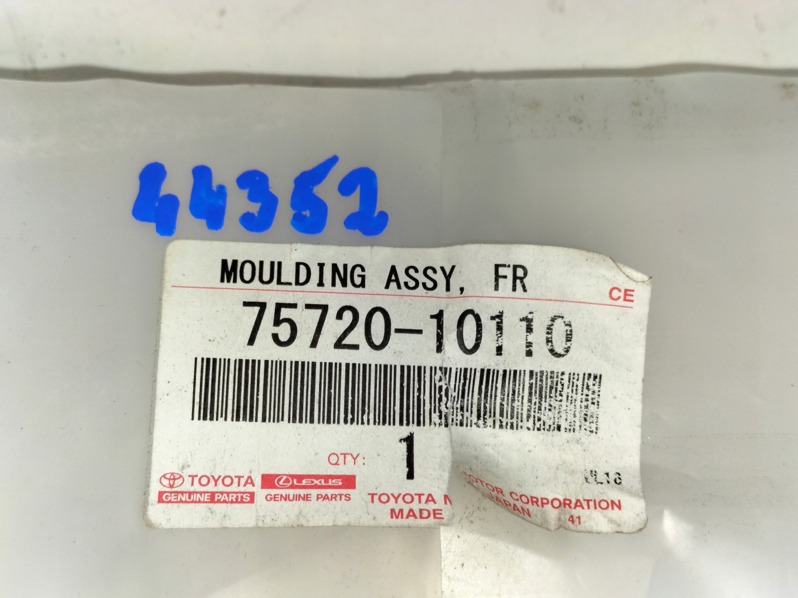 moulding dust windows door front left TOYOTA CHR C-HR II 23