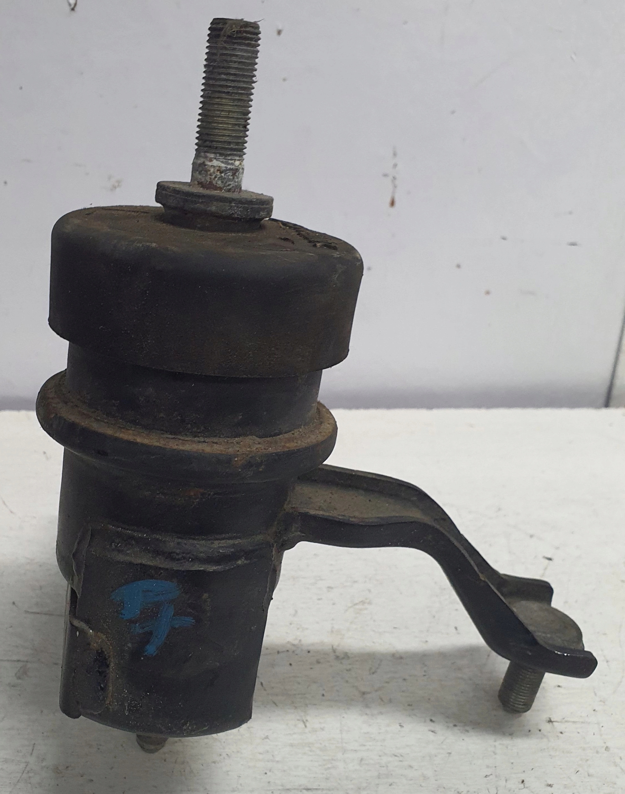 airbag engine mount Lexus RX450