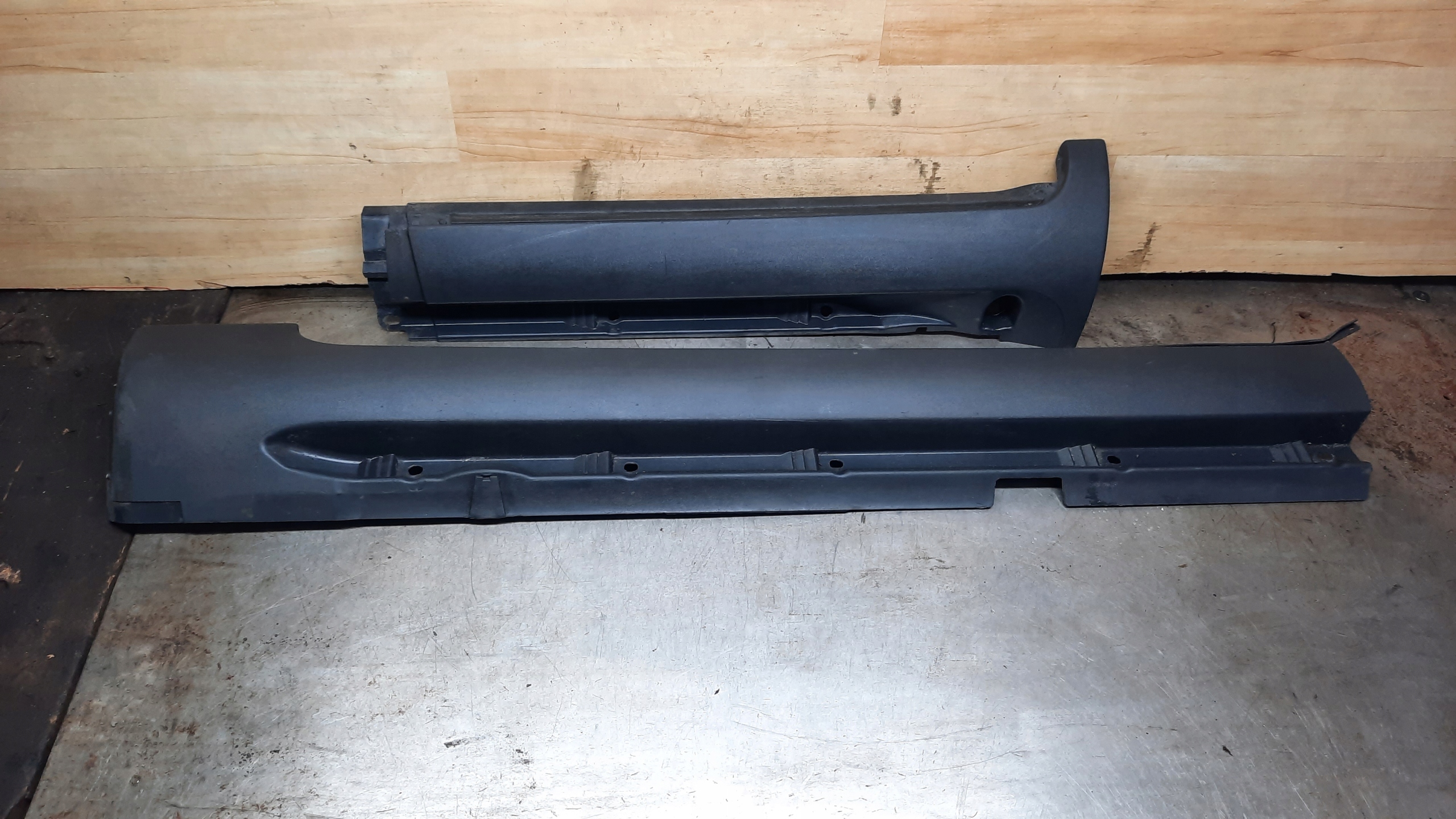 Педаль порога левая VOLVO S60 и 00-04R