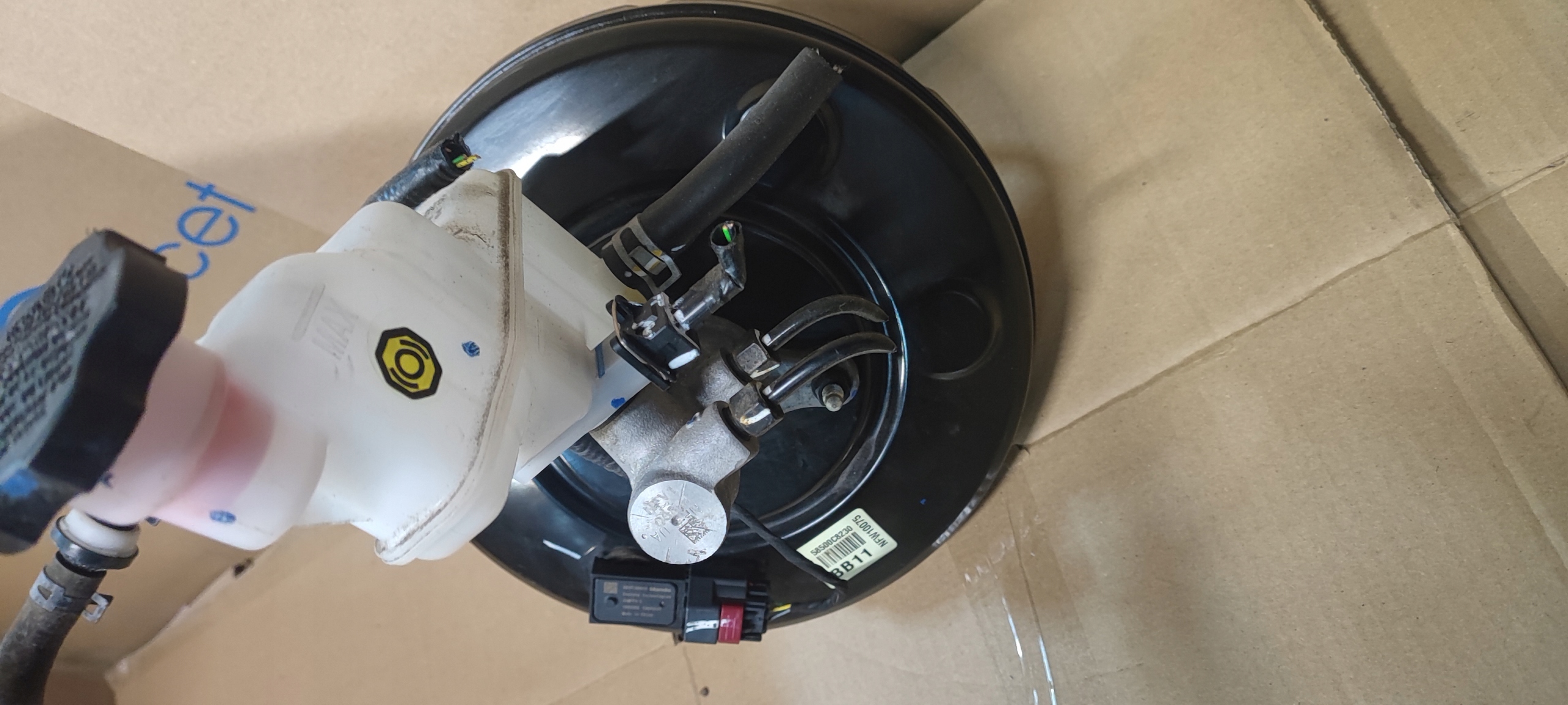 HYUNDAI I20 II LIFT 18-20 SERVO Servo Bremse Z Sensor + Pumpe Bremse