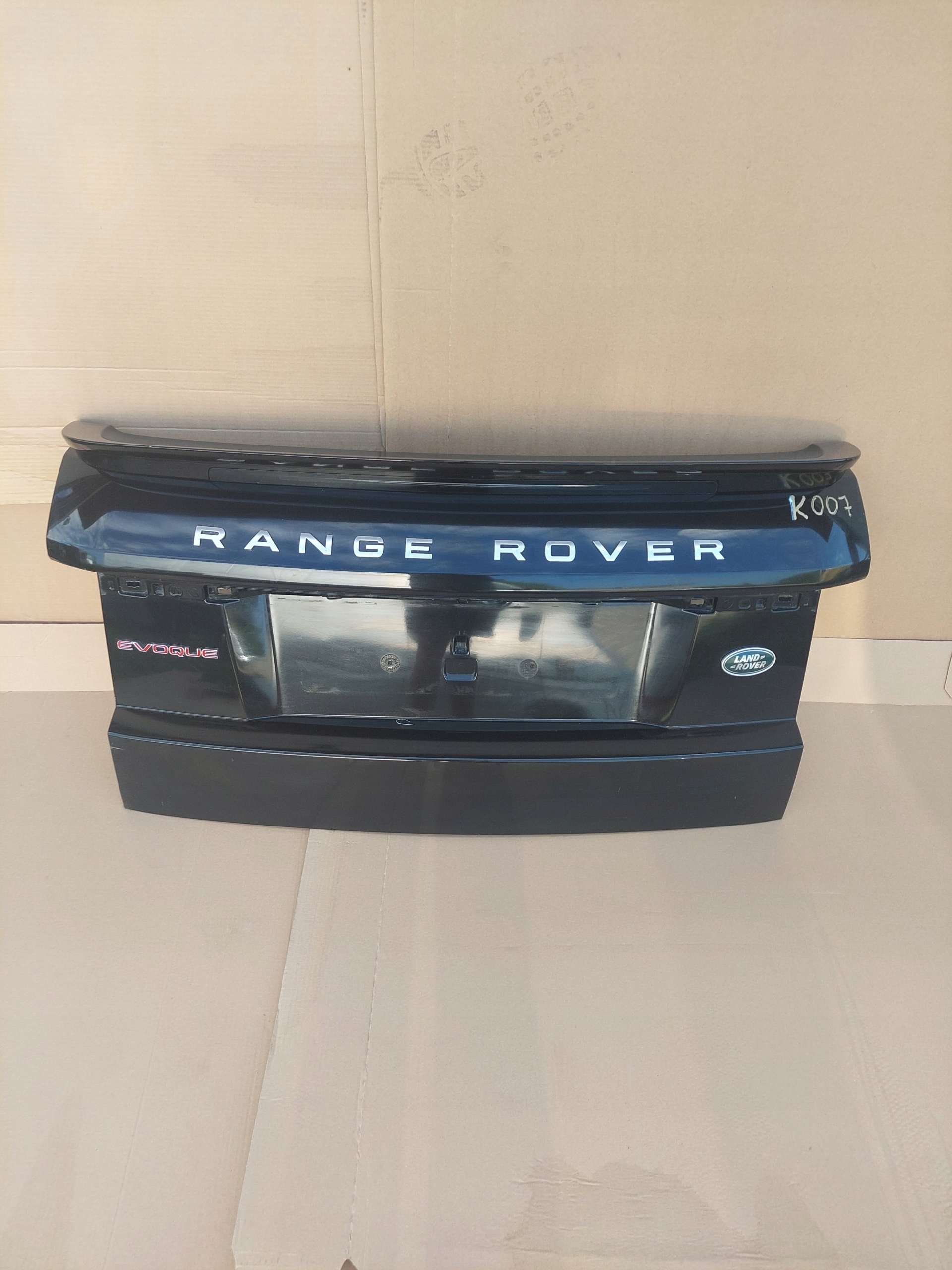 RANGE ROVER EVOQUE CABRIO 11r>.KLAPA TYŁ K007