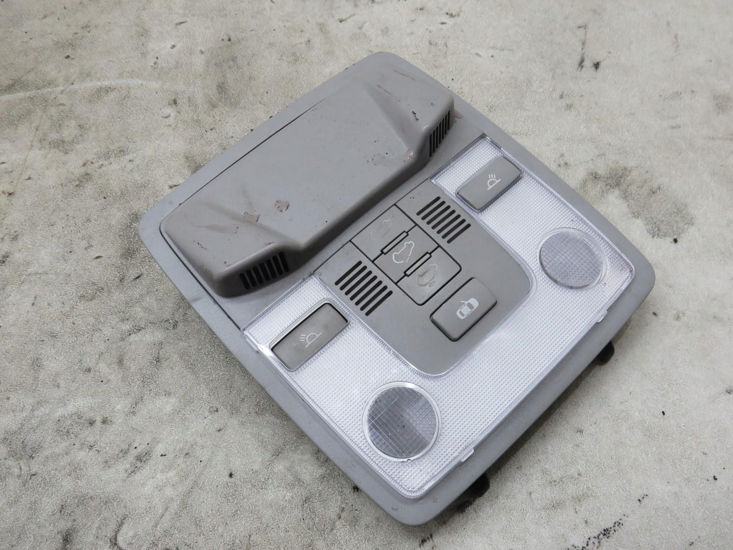 ЛАМПА ОСВЕЩЕНИЯ КАБИНЫ SPORTAGE III