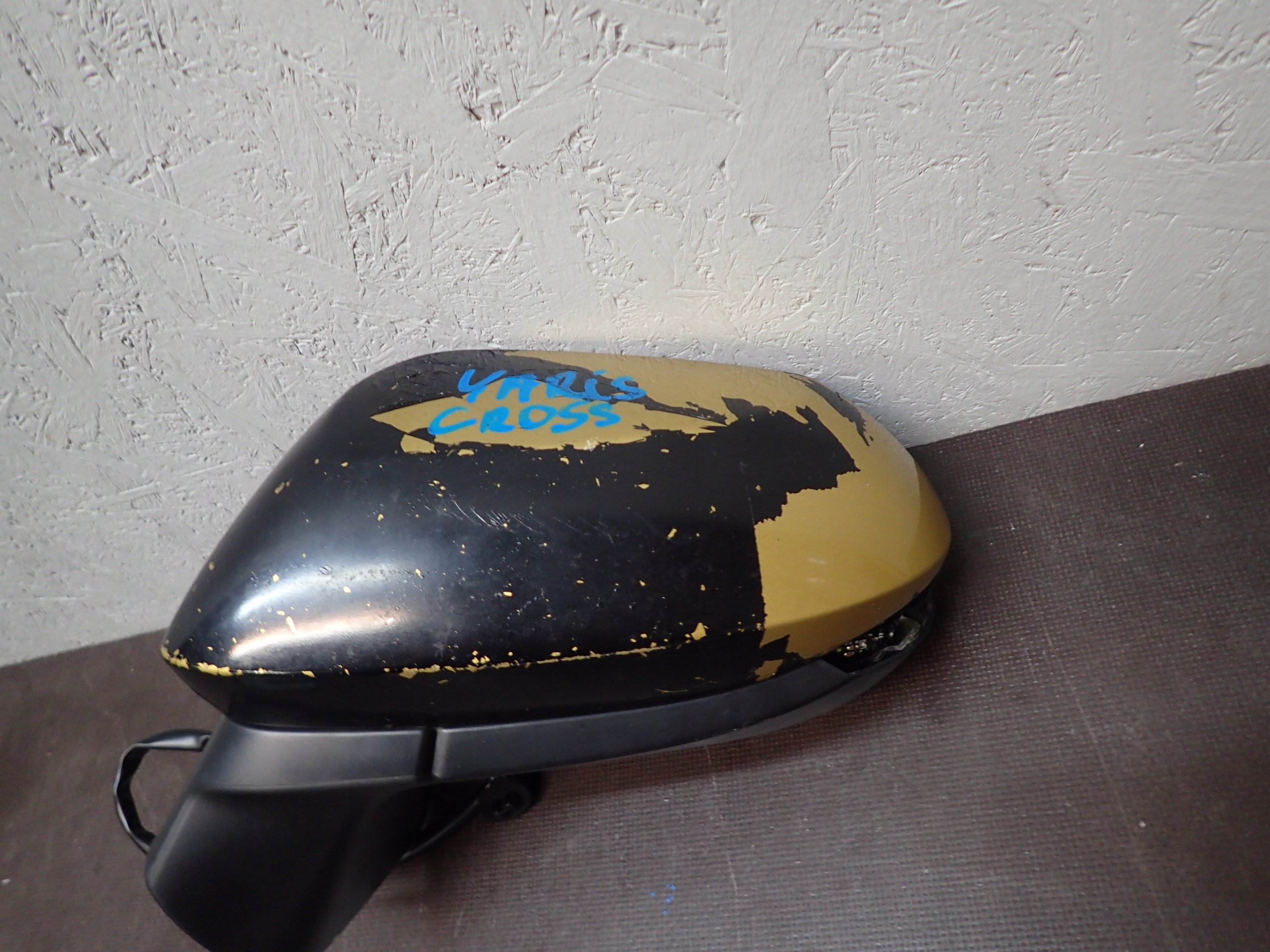 MIRROR LEFT TOYOTA YARIS CROSS 9PIN