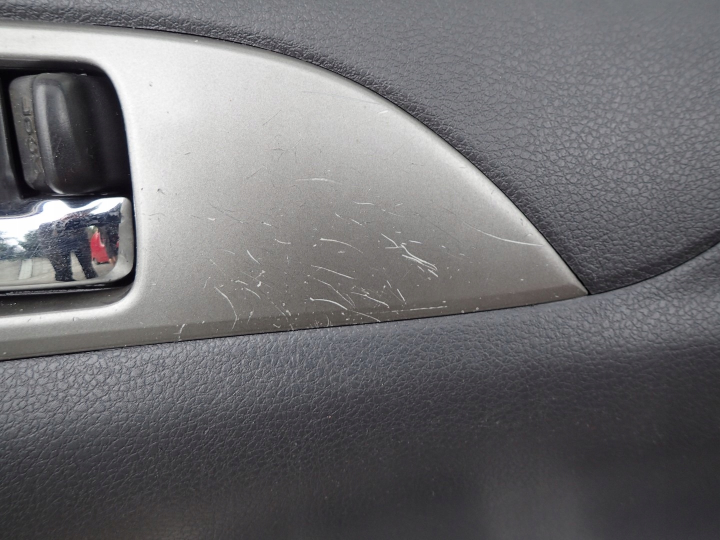 DRZWI PRAWE PRZEDNIE PRAWY PRZÓD SUBARU IMPREZA GH Producent części Subaru OE