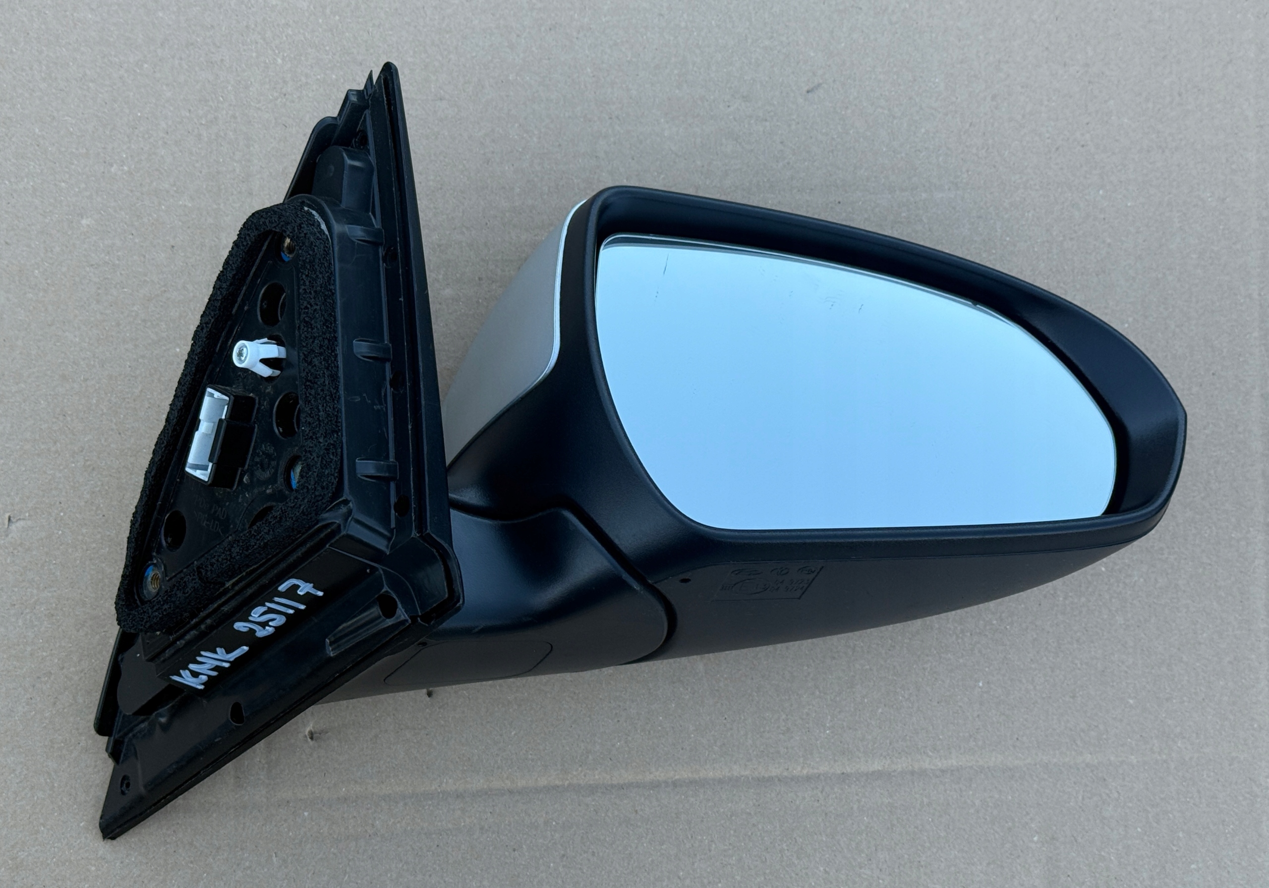 HYUNDAI i30 III 2017-2020 mirror right 8-Pin silver