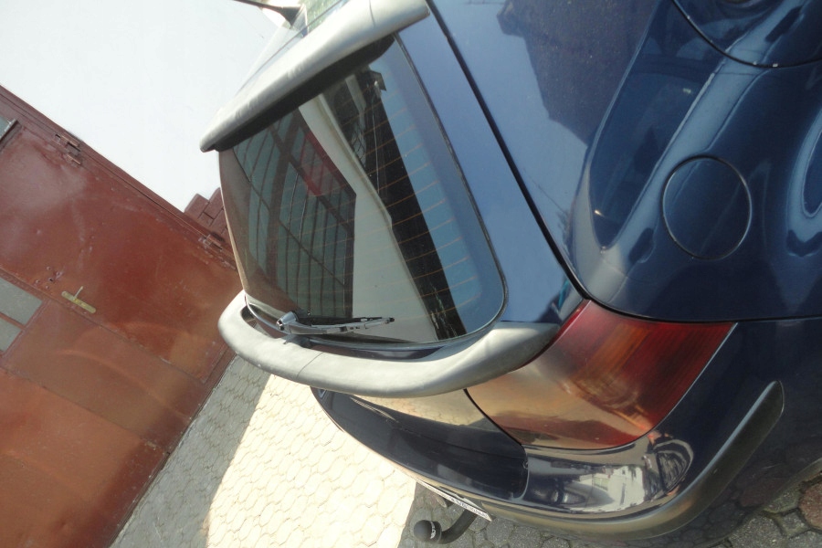 Spoiler na klapku pro Vw Golf 4 IV 1997-2003 Sobmart