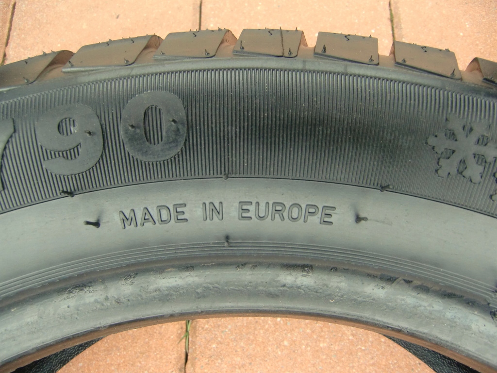 4 OPONY ZIMOWE 205/55R16 komplet 4 szt. CICHE Profil opony 55