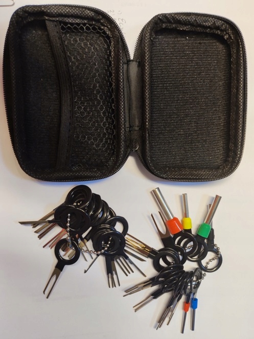 Zestaw 38 wyimaków klucze do wyciągania pinów Kod producenta ME-003904