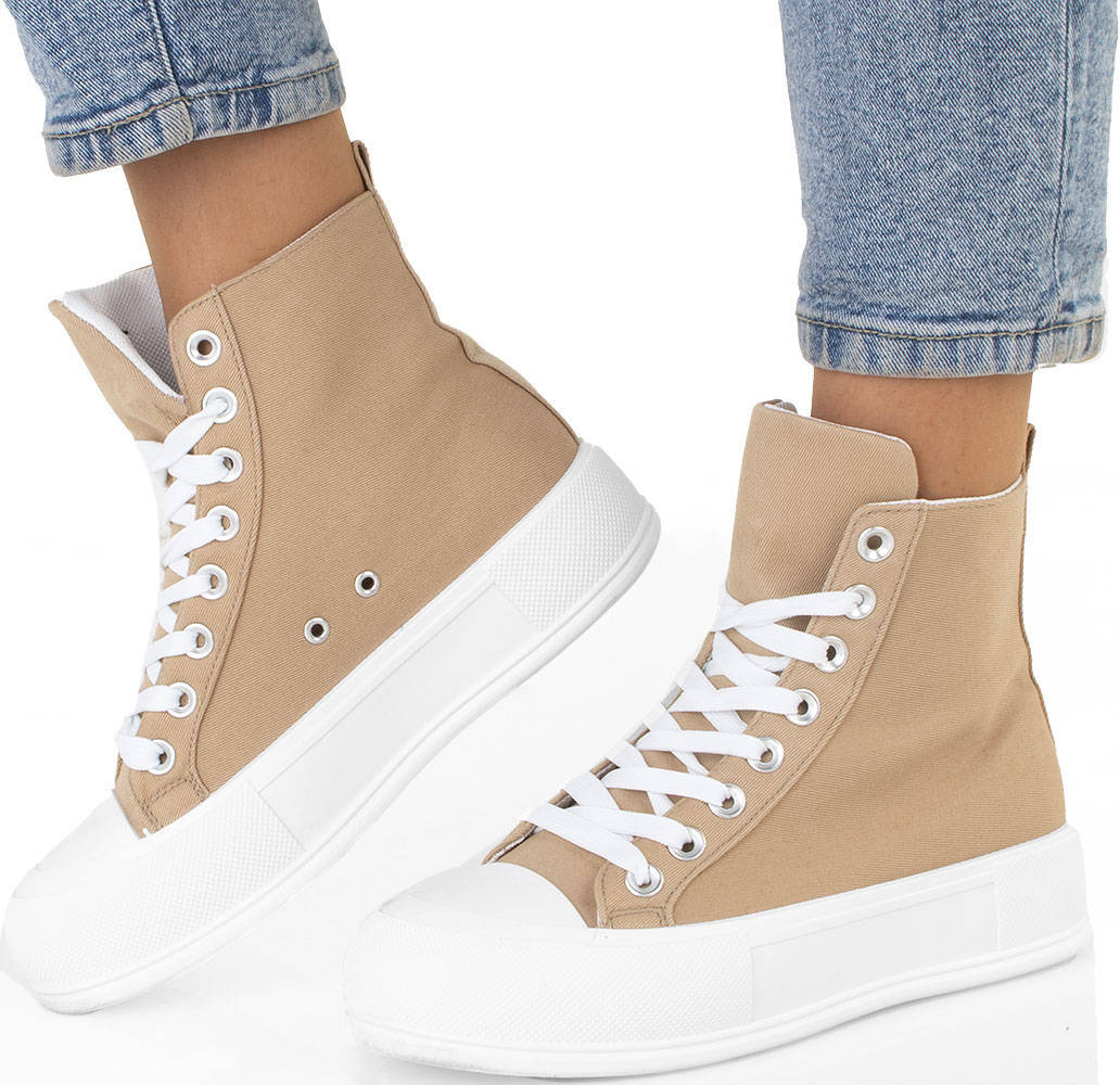 

Beżowe Wysokie Trampki Na Platformie Ora 39