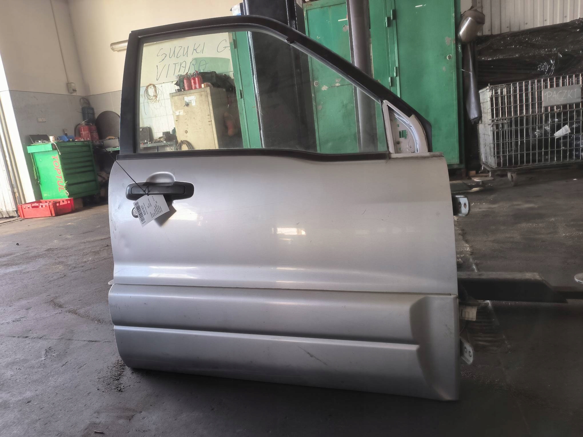door right front 2005 SUZUKI GRAND VITARA and
