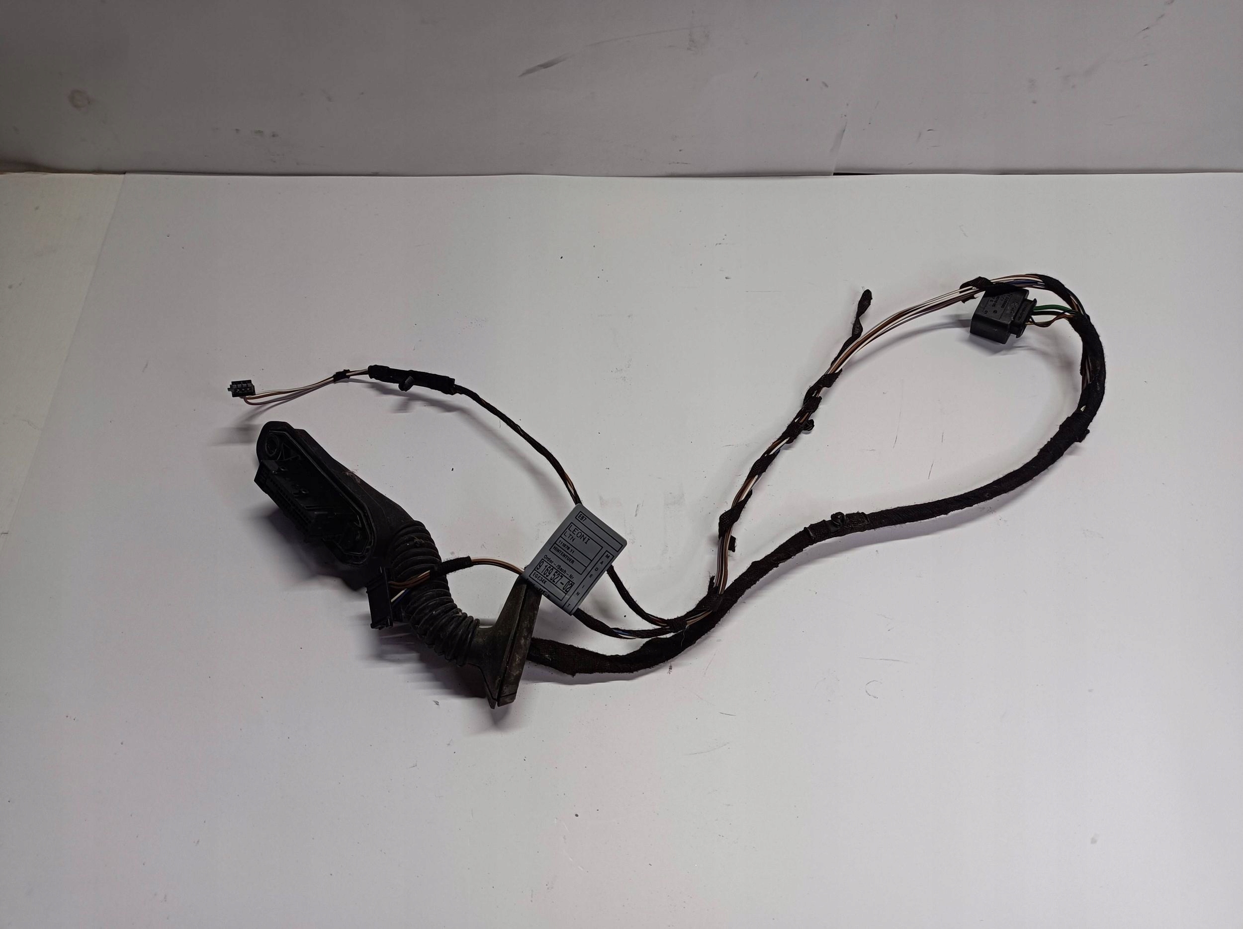 bundle door tylnych of left BMW 1 E81 E87 9169527