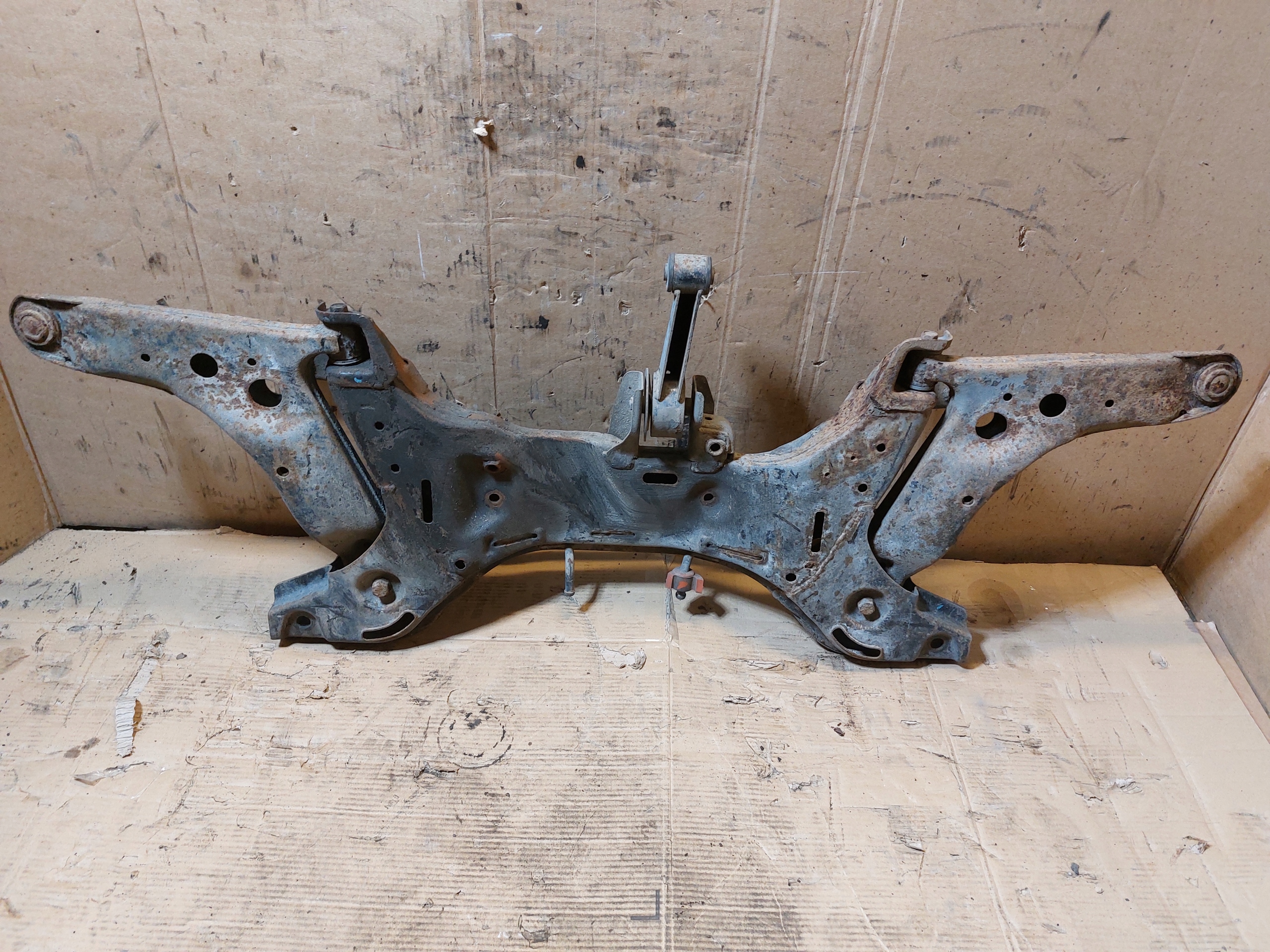 axle beam subframe front HYUNDAI i10