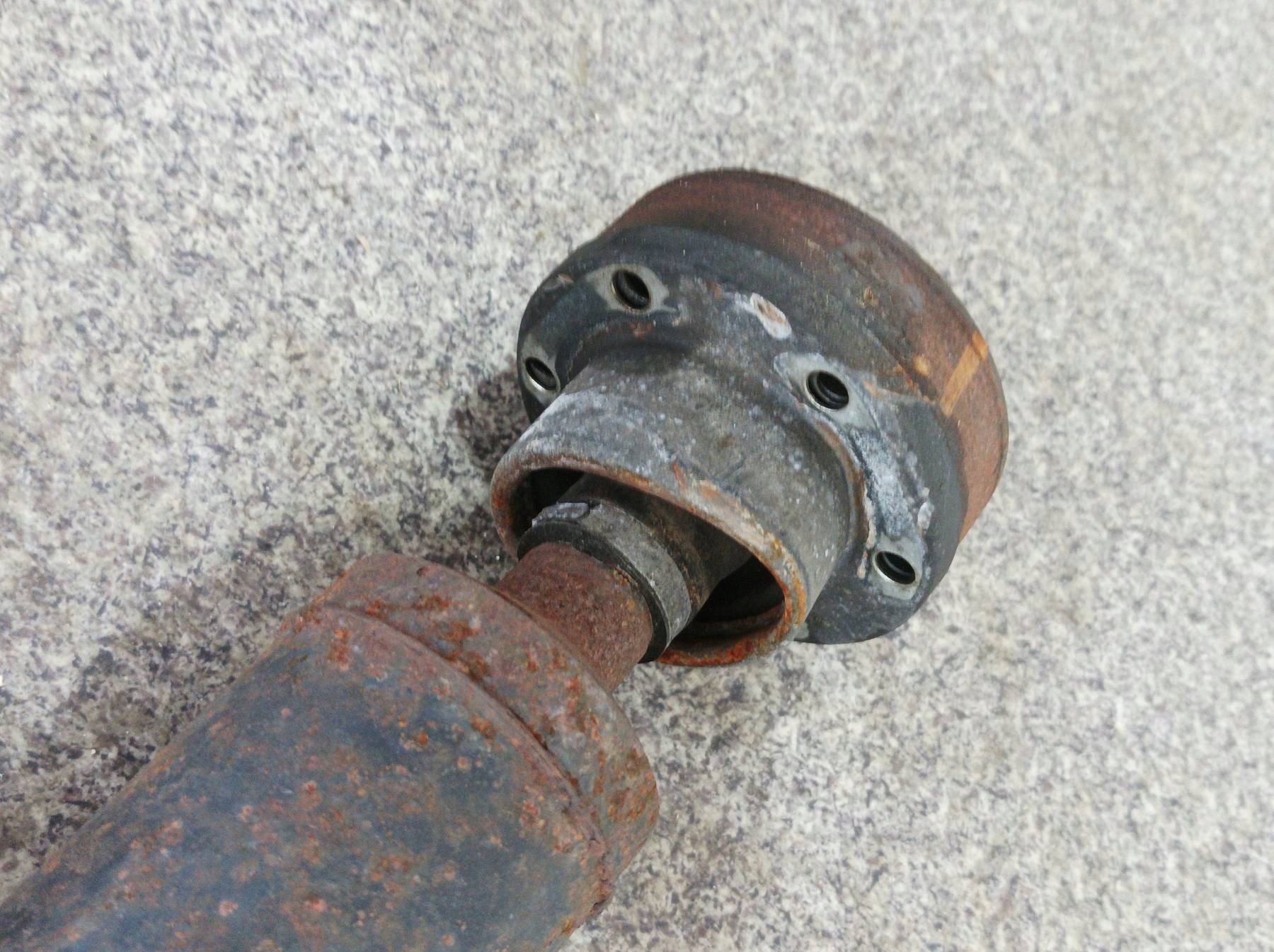 cardan 2.7 TDI QUATTRO 4F0521101E Audi A6 III (2004-2011) C6