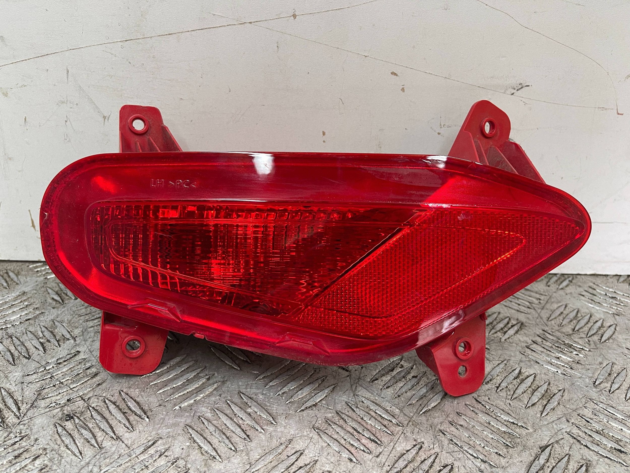 light rear rear part left fog lights KIA STONIC 17- 92405-H8