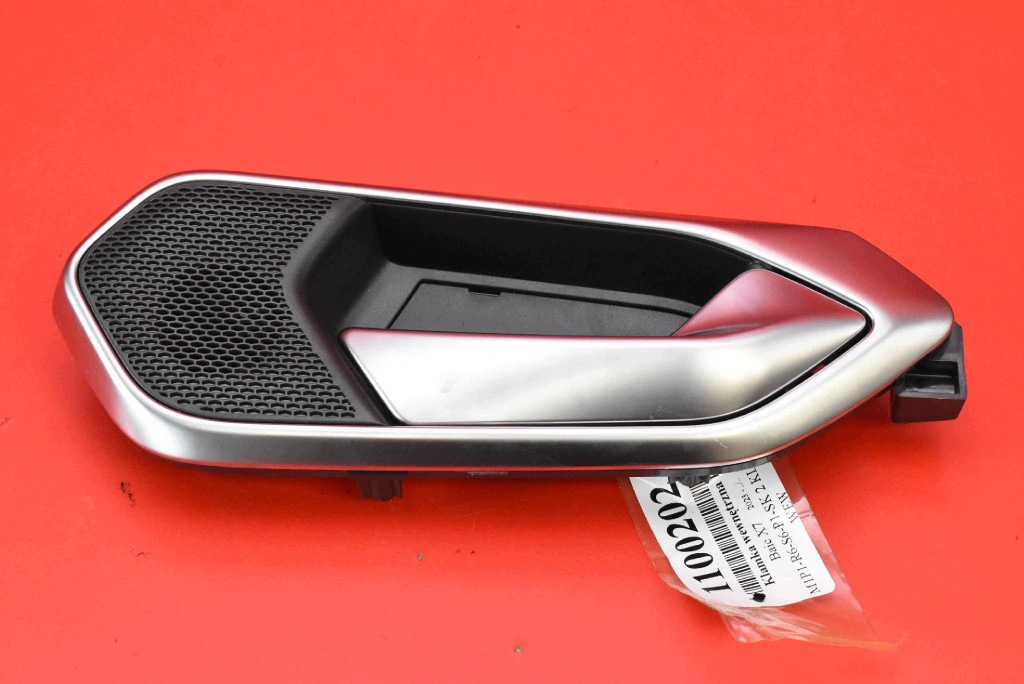 handle inner right front CHROM A00084290 BAIC BEIJING X7 LIFT 23