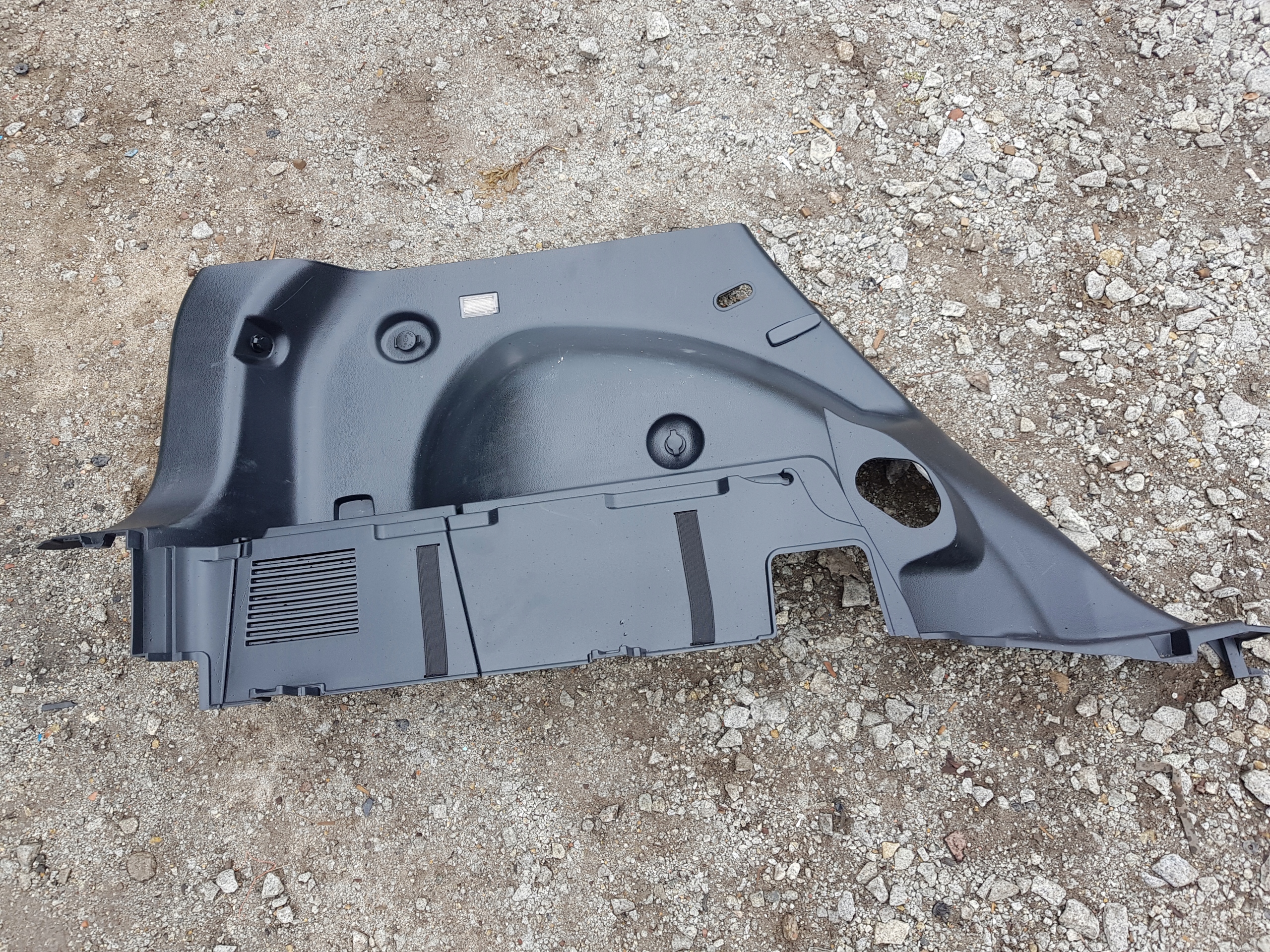 KIA SPORTAGE III boot upholstery L/P
