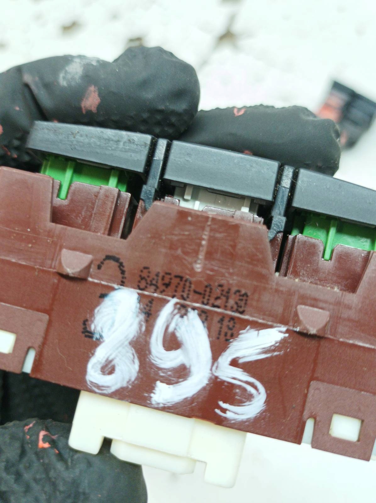 switch 84970-02130 84152-02080 15B424 Toyota Corolla XI (2013- )