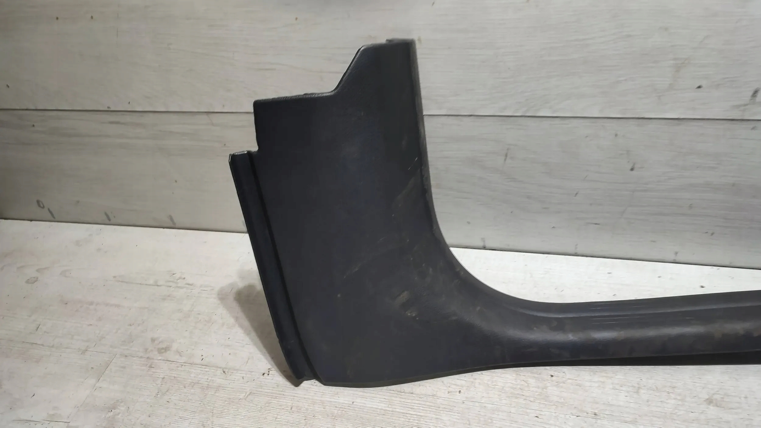Mercedes-Benz A-classa W176 17r. 1.5cdi front side right moulding threshold