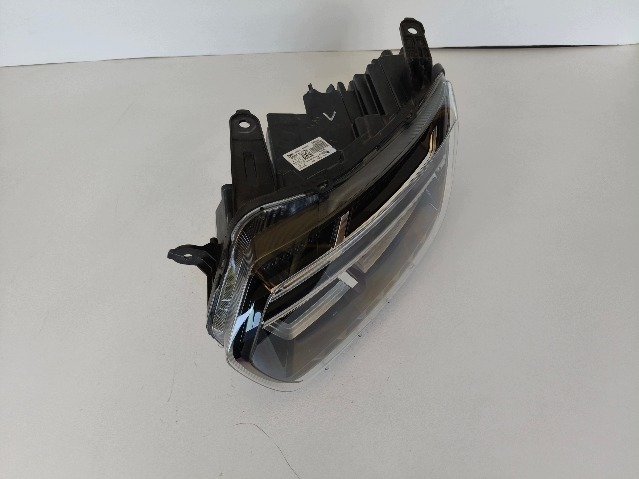light left REFLEKTOR DACIA DUSTER II 21- LIFT FULL LED