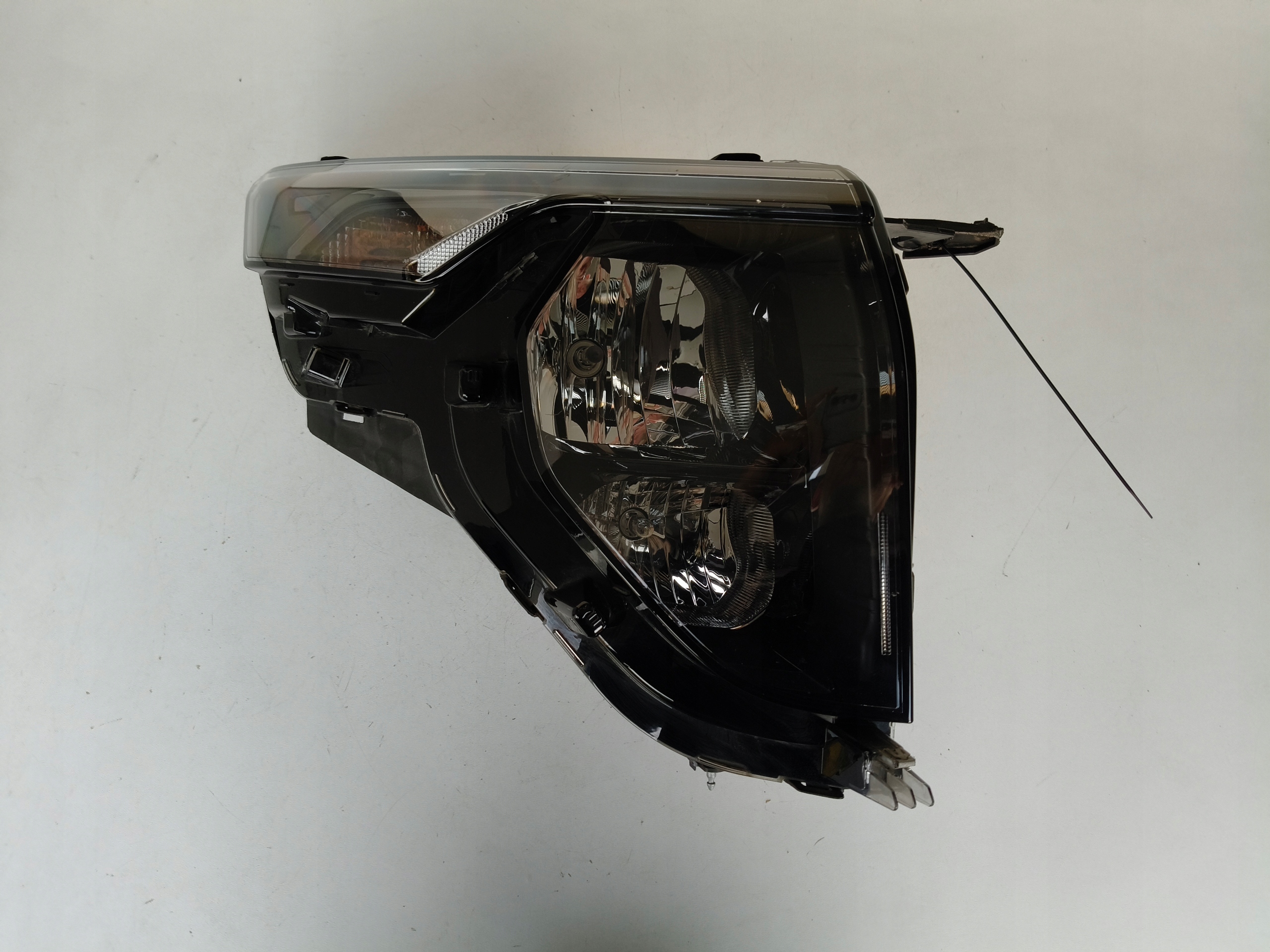 light right REFLEKTOR FORD TRANSIT COURIER MK3 24