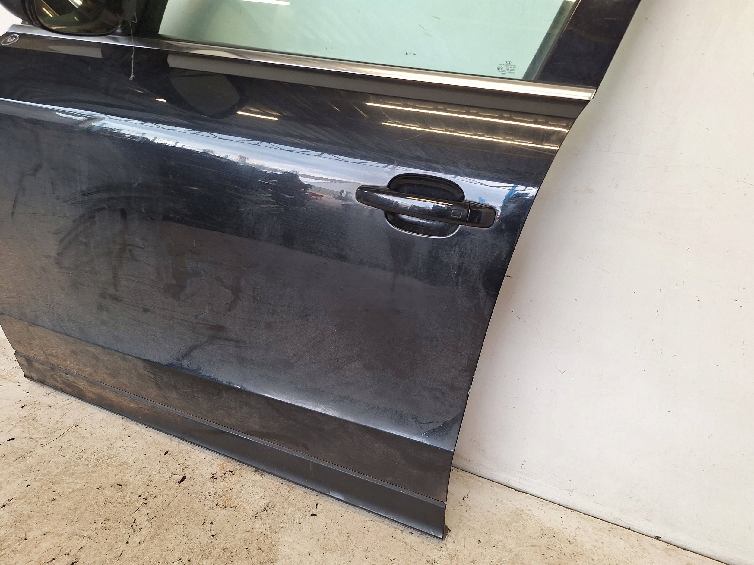 AUDI Q5 8R 08-12 door left front