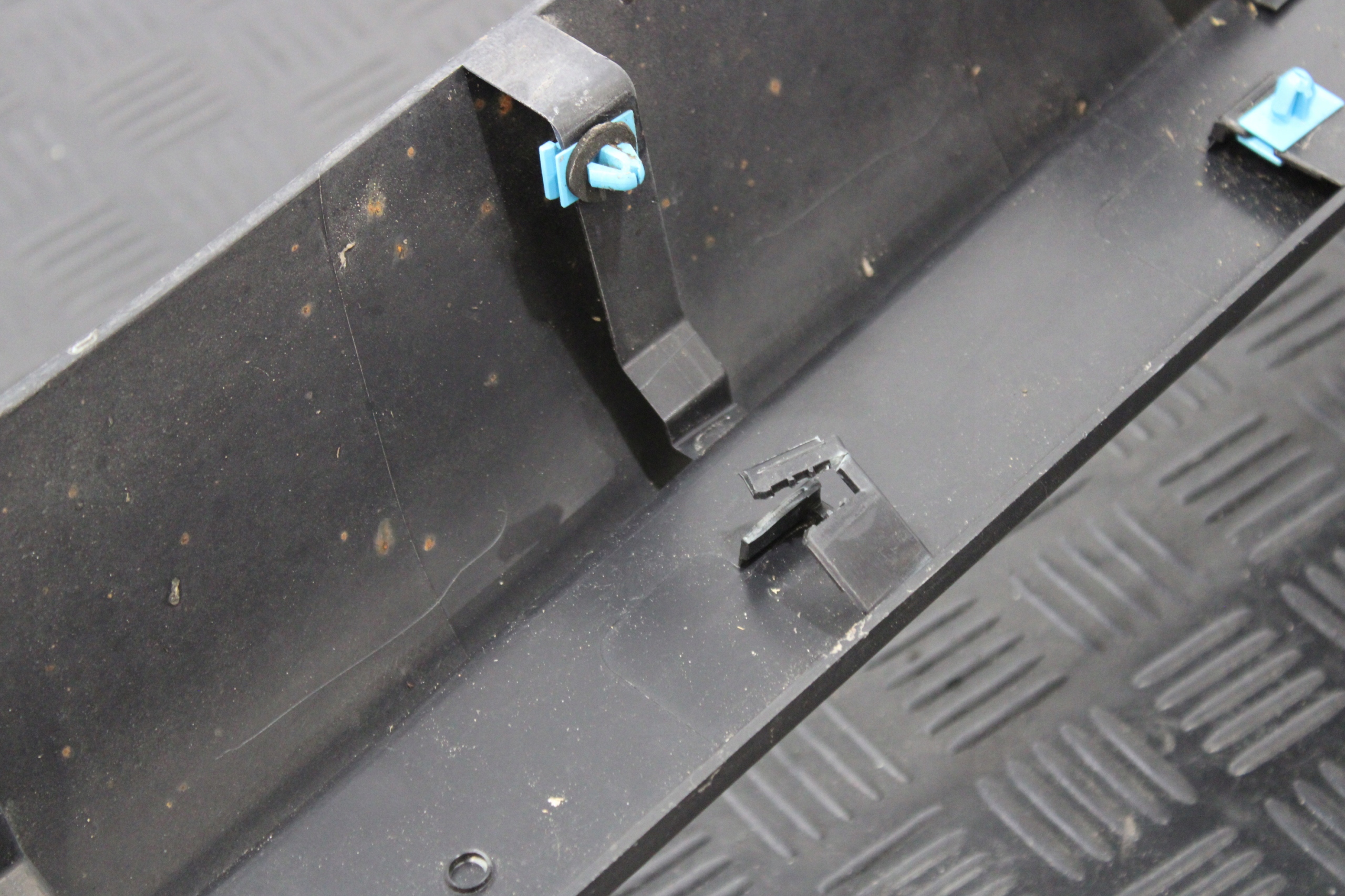 cap threshold threshold right 64720A JEEP CHEROKEE V 5 KL