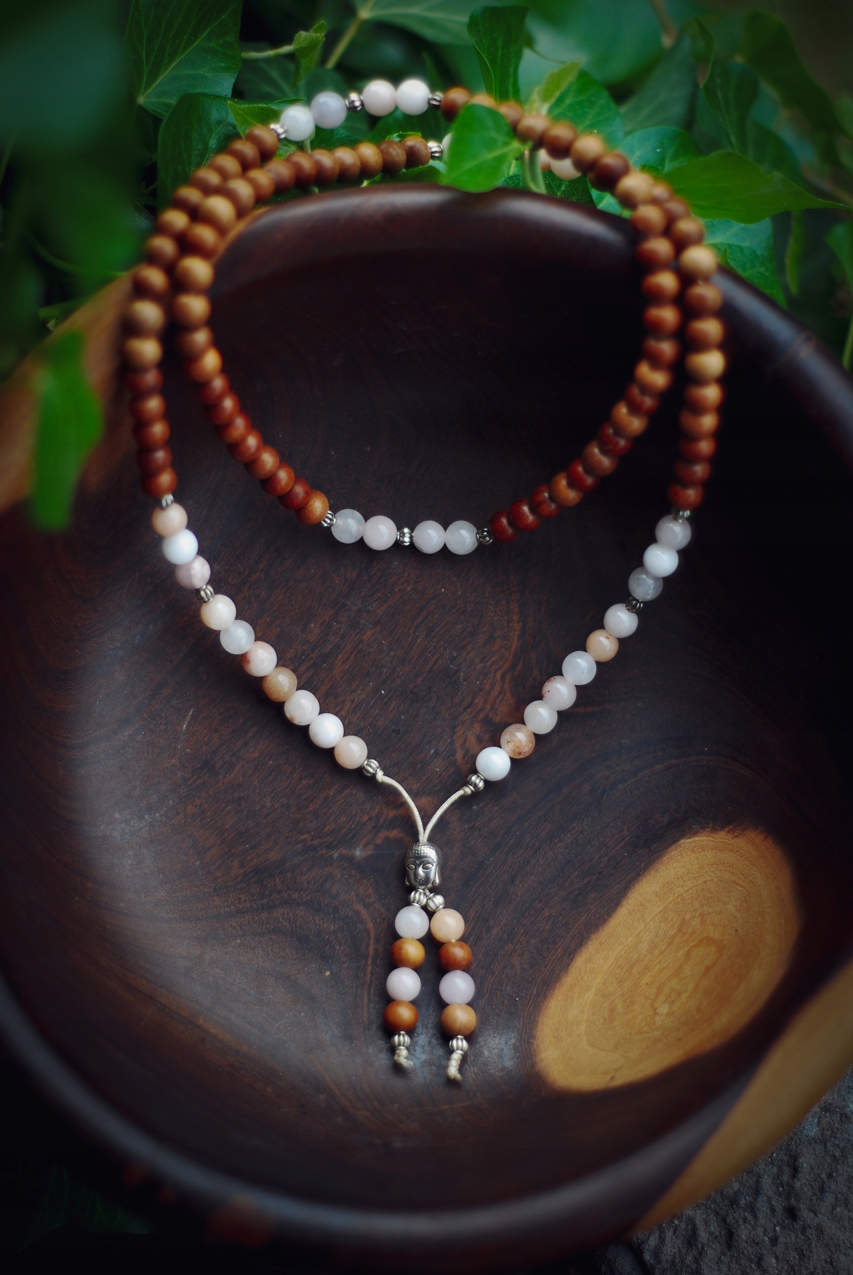 Mala buddhistický sandál buddhistický růženec Santalové Dřevo A Křemen